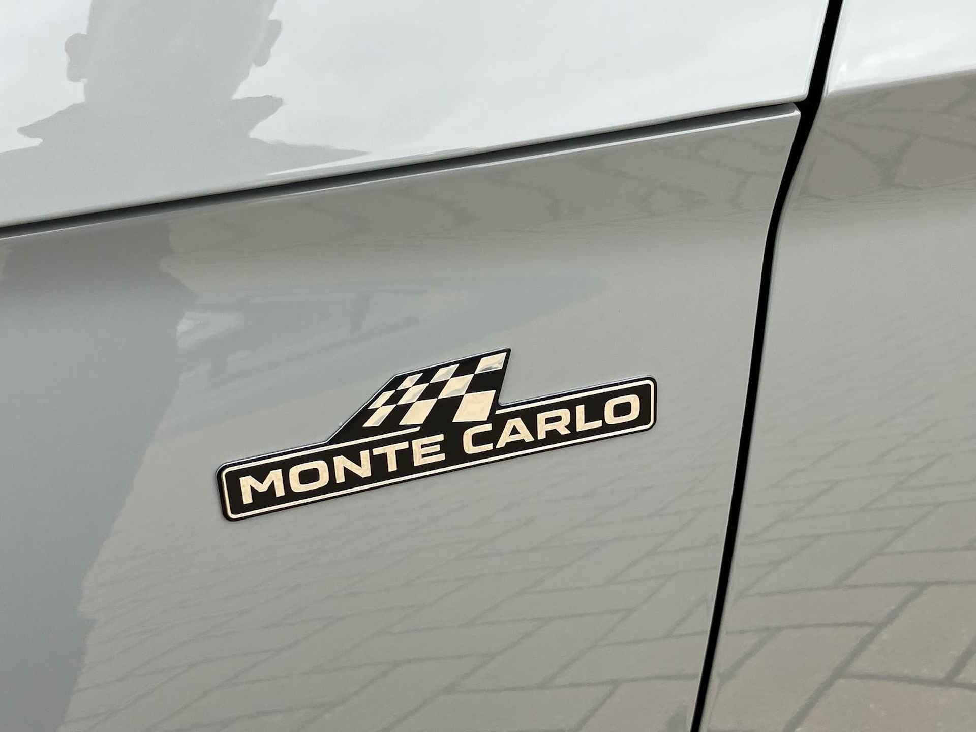 Skoda Scala 1.0 TSI Monte Carlo - 2/16