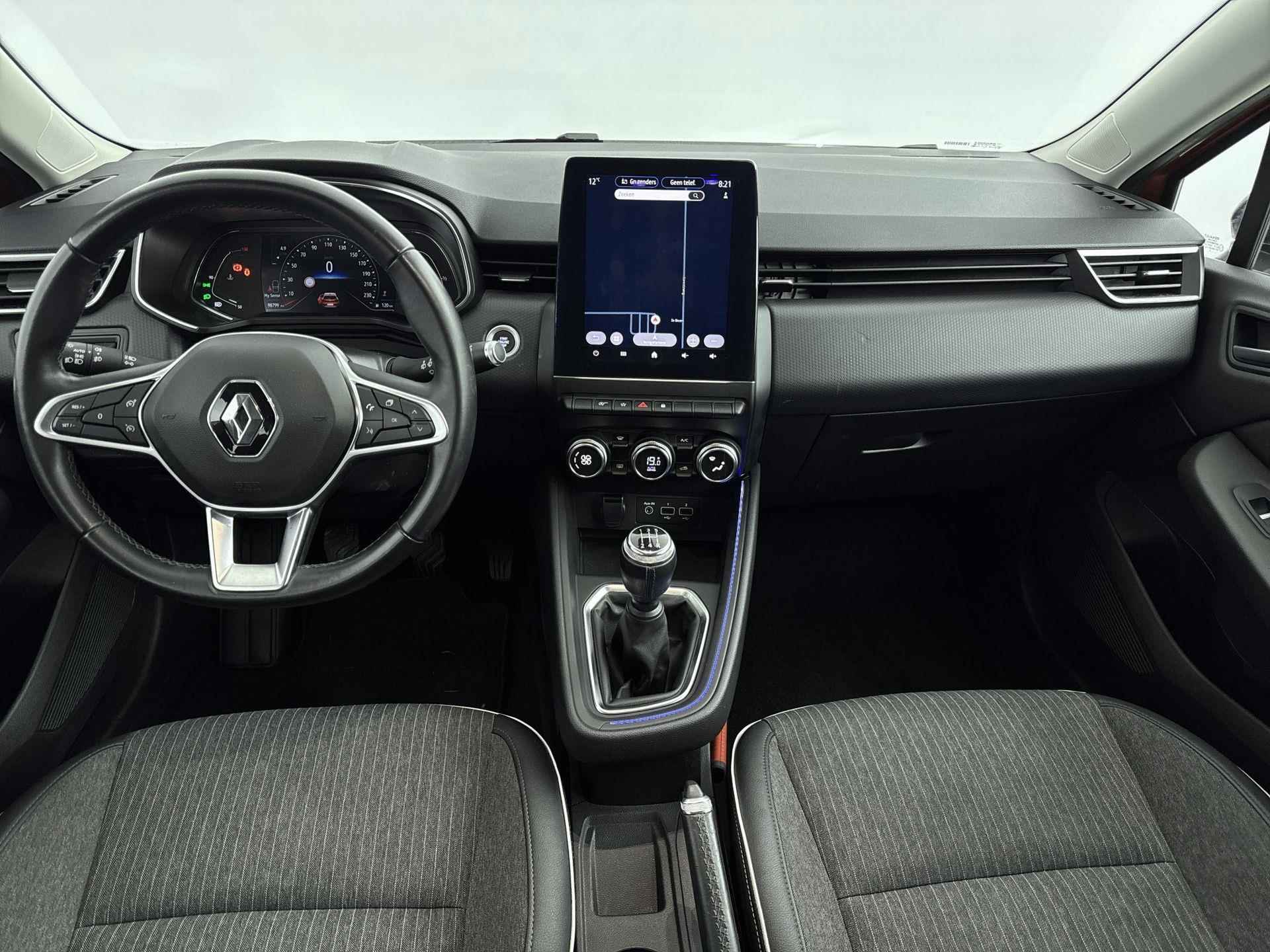 Renault Clio Intens 100pk | Navigatie | Camera | Trekhaak | Licht Metalen Velgen 17"| Climate Control - 17/32