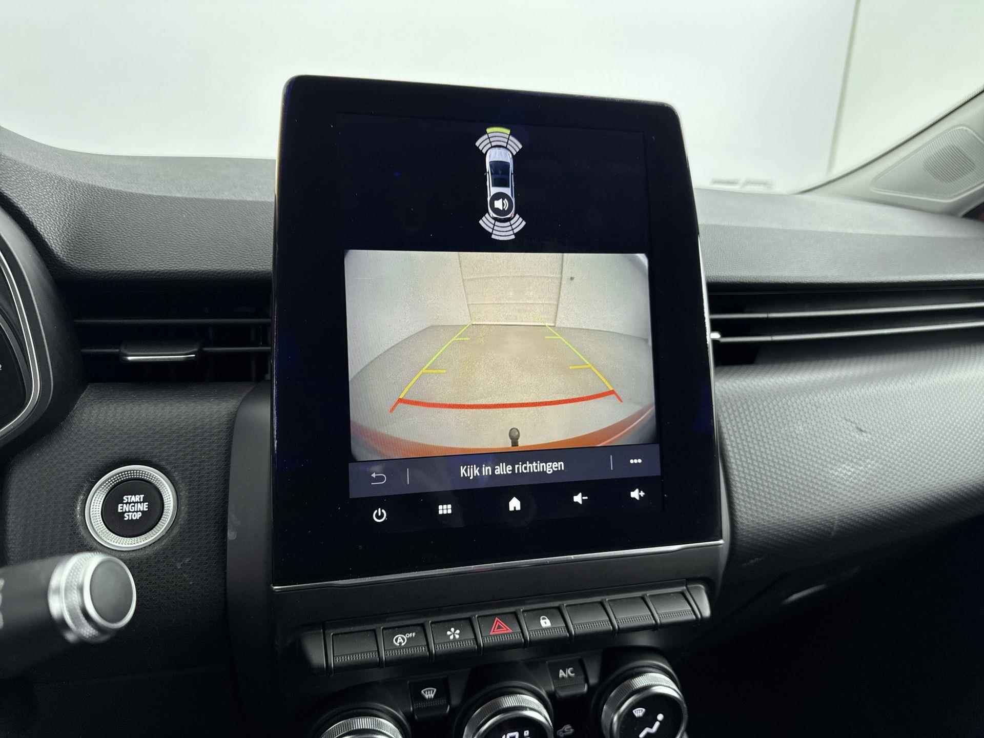 Renault Clio Intens 100pk | Navigatie | Camera | Trekhaak | Licht Metalen Velgen 17"| Climate Control - 26/32