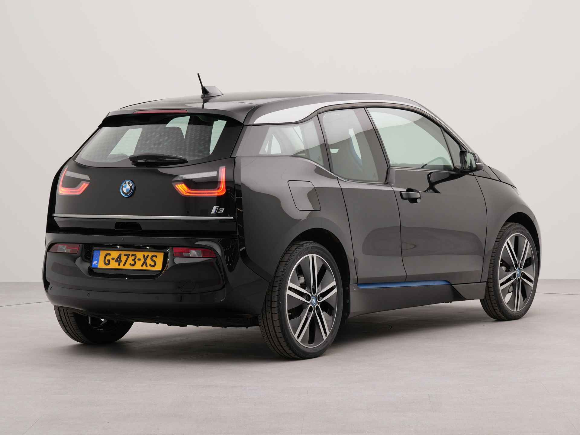 BMW i3 Executive Edition 120Ah 42 kWh | Harmon Kardon sound system | Appconnect | Achteruitrij camera | Parkeersensoren voor en achter | - 9/75