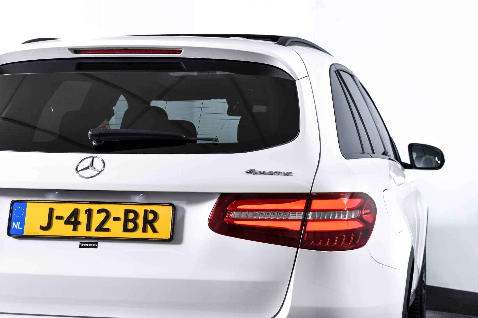 Mercedes-Benz GLC 250 4MATIC 210 PK Business Solution AMG - Orig. NL | S/K-Panodak | Cruise | Stoelverw. | Leder | Camera | PDC | NAV | Afn. Trekhaak | LM 19"| - 15/63