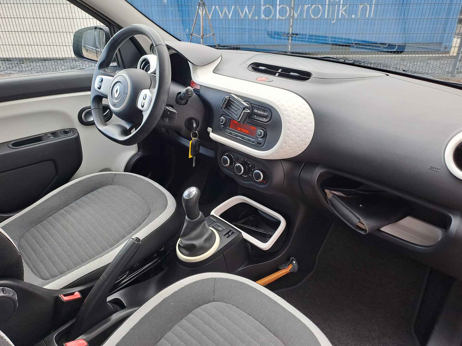 Renault Twingo 1.0 SCe Collection Airco | Elektrische ramen en spiegels | Bluetooth | DAB radio | Speed Limiter  5 deurs | Dagrijverlichting - 11/25