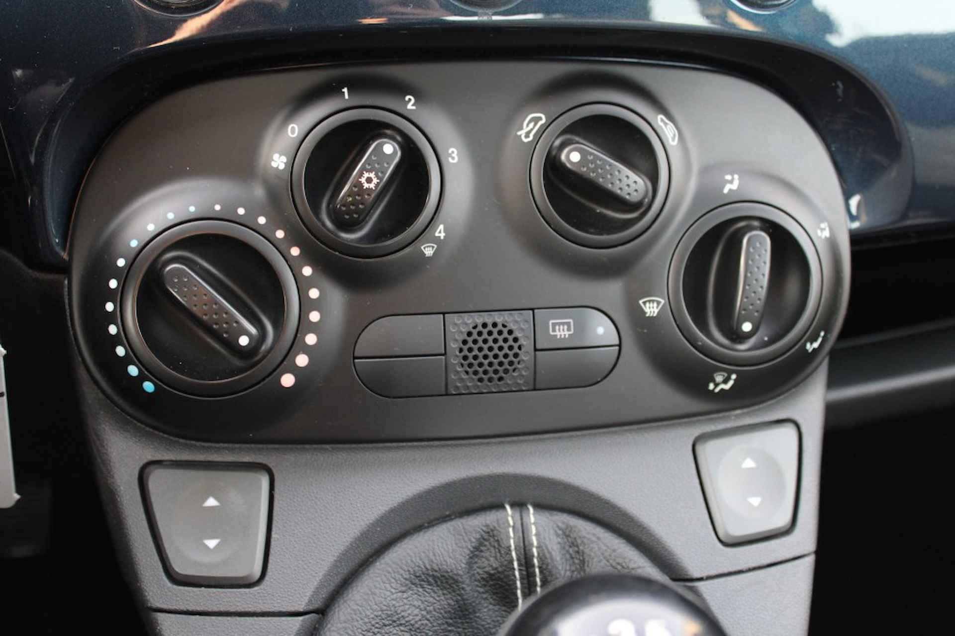 FIAT 500 1.2 69pk Lounge Airco/Bluetooth/Panoramadak - 8/23