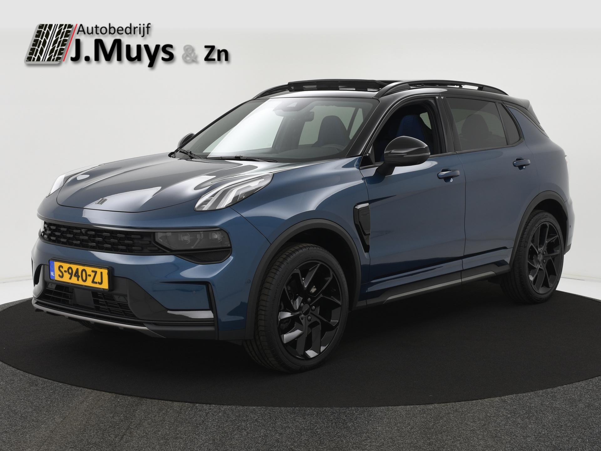 Lynk & Co 01 1.5 PHEV 262PK BLACK ZWARTE HEMEL|PANODAK|ACC|BLIS|360CAMERA|STOELVERW|INFINITY|MEMORYSTOEL