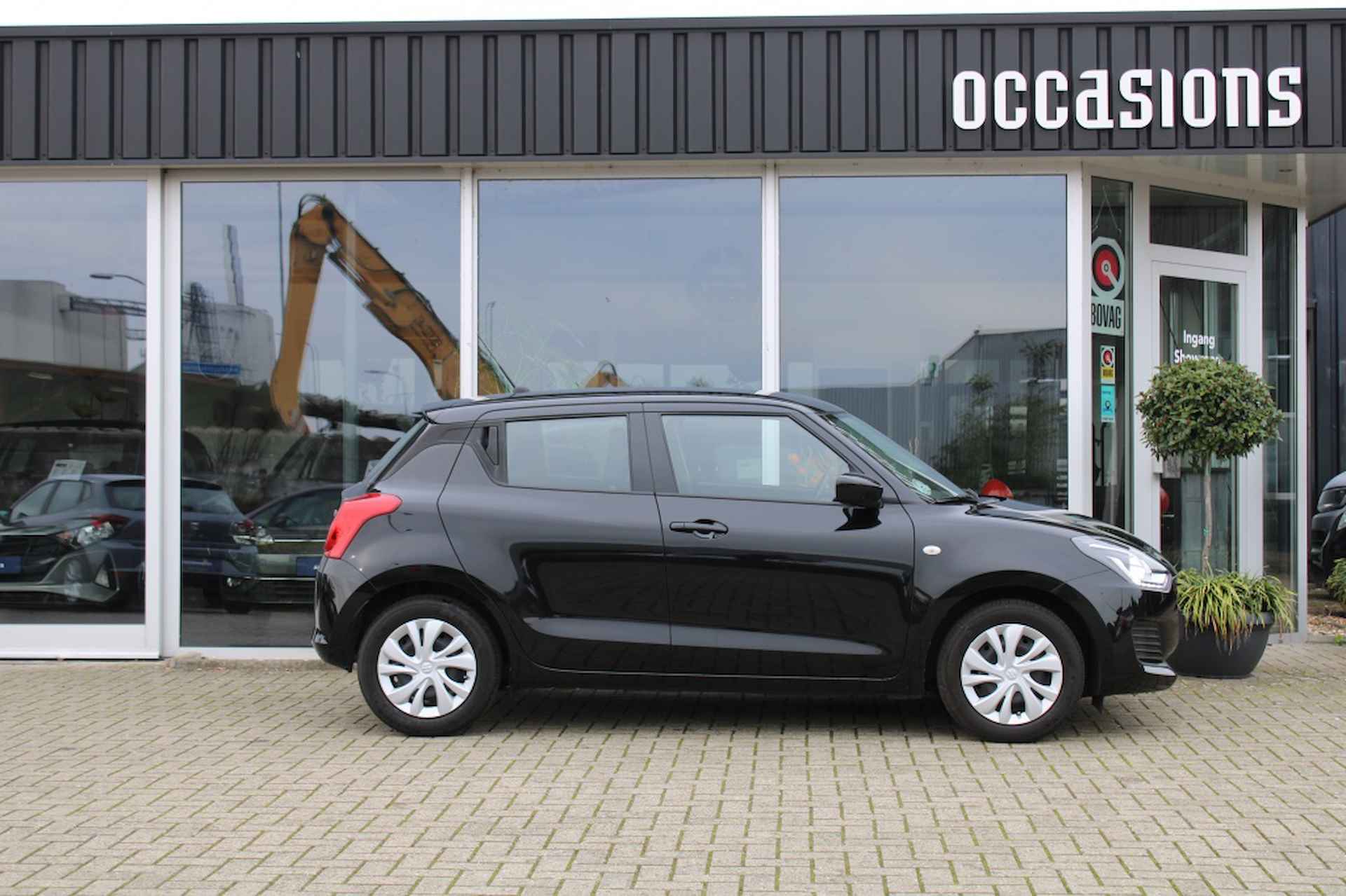 Suzuki Swift 1.2 Style Smart Hybr - 5/16