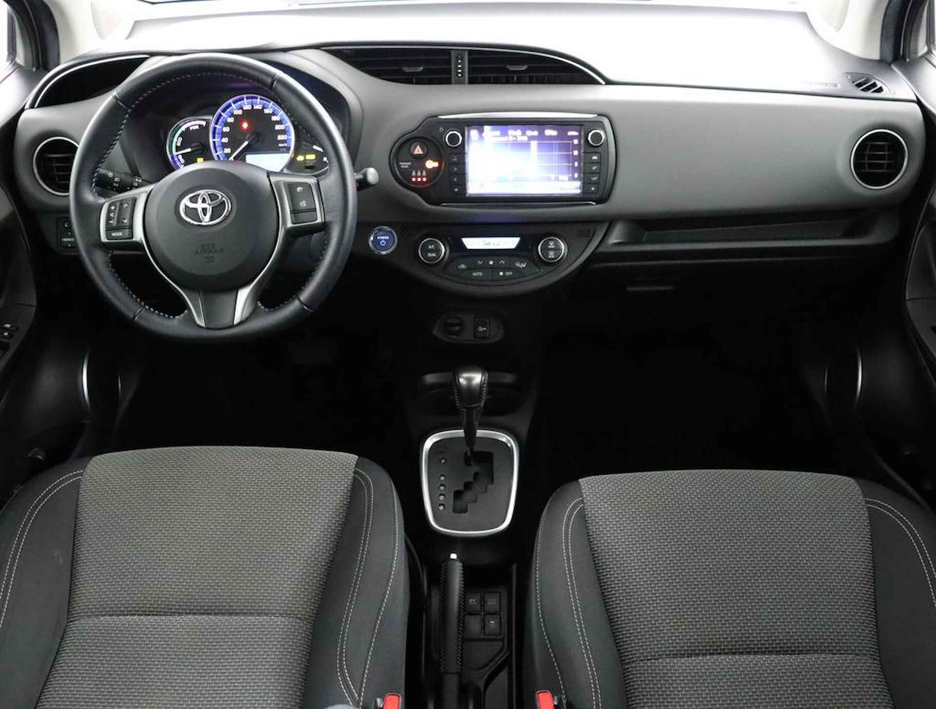 Toyota Yaris 1.5 Hybrid Aspiration | Trekhaak | Bluetooth | Climate control | - 44/49