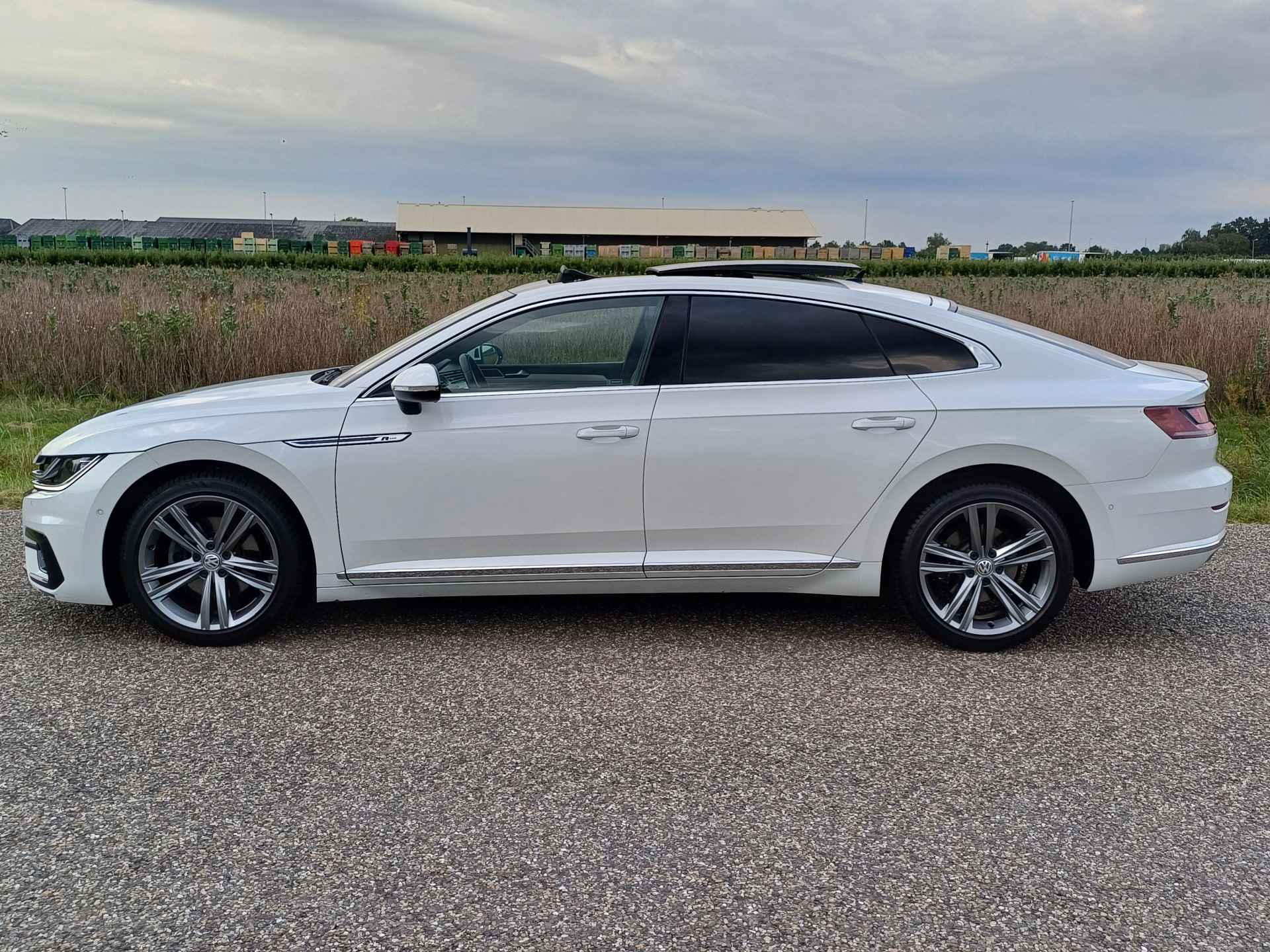 Volkswagen Arteon 1.5 TSI Business R | Mooi auto ! | NL ! | 1e eigenaar ! | 2 x R-Line | Pano | Leer | Navi - 10/62