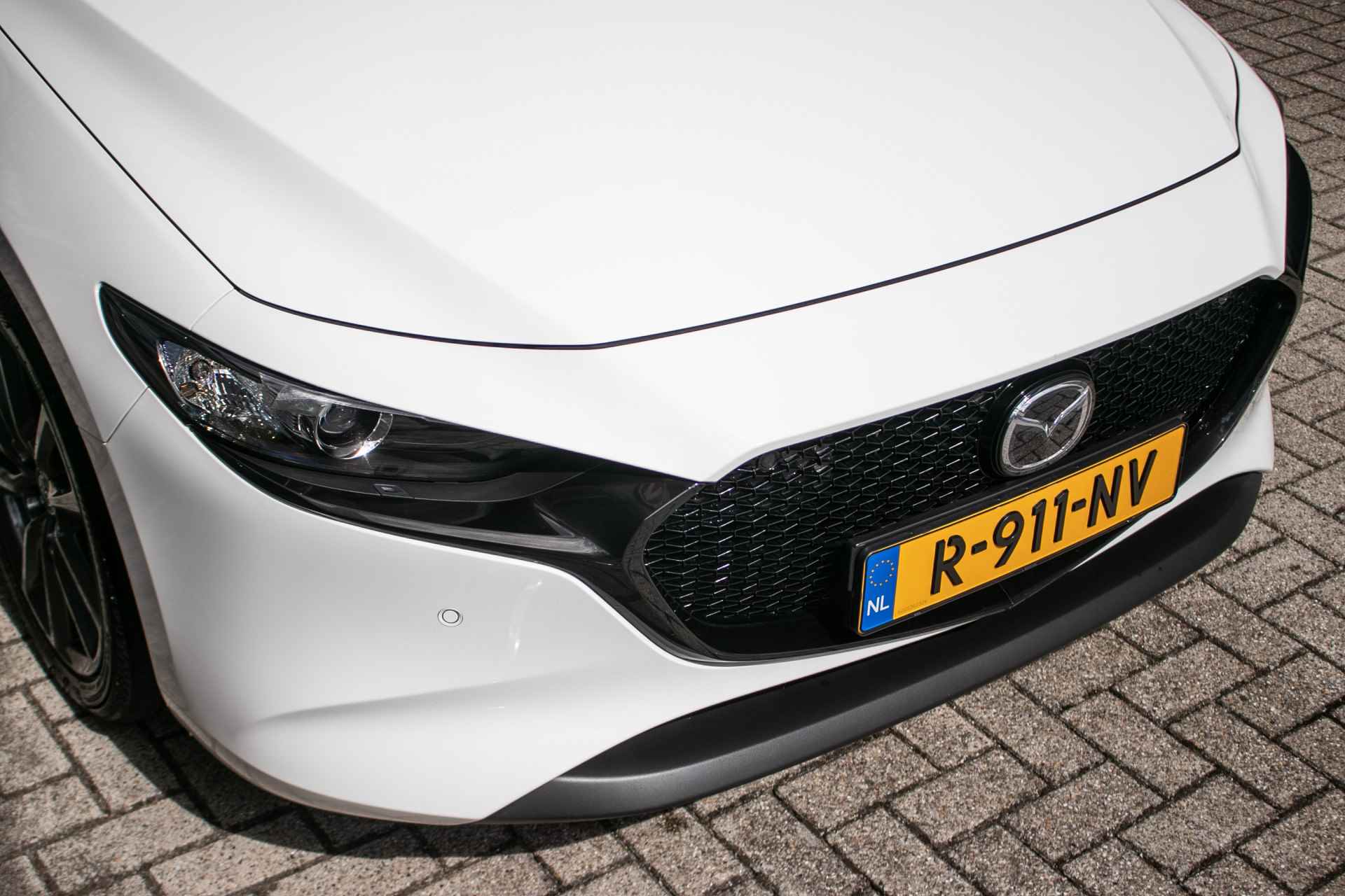 Mazda 3 2.0 E-SkyActiv-G 150 Sportive - All-in rijklrprs | Navi | Stoel/stuurverw. | parkeercamera | LED - 19/41