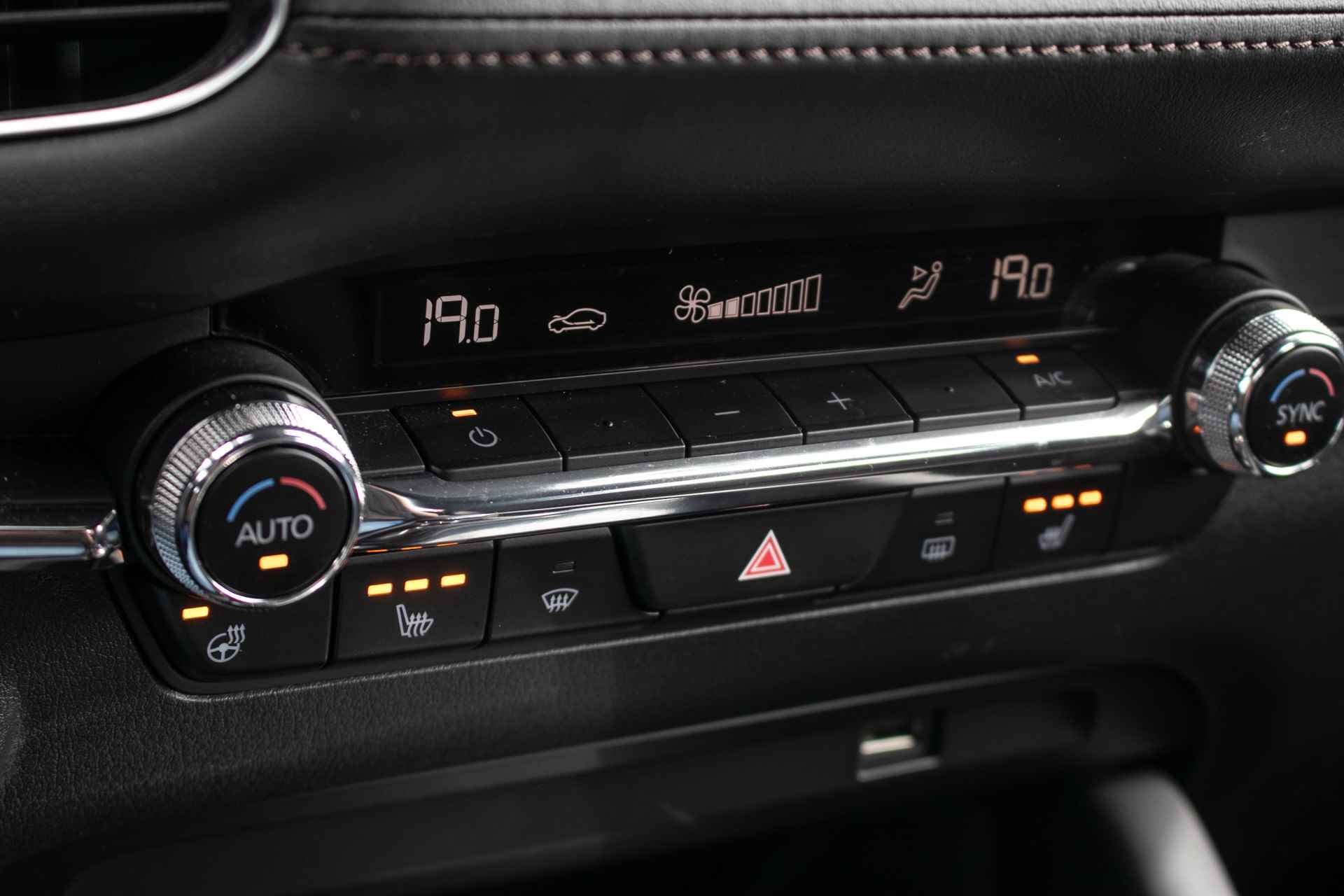 Mazda 3 2.0 E-SkyActiv-G 150 Sportive - All-in rijklrprs | Navi | Stoel/stuurverw. | parkeercamera | LED - 22/41
