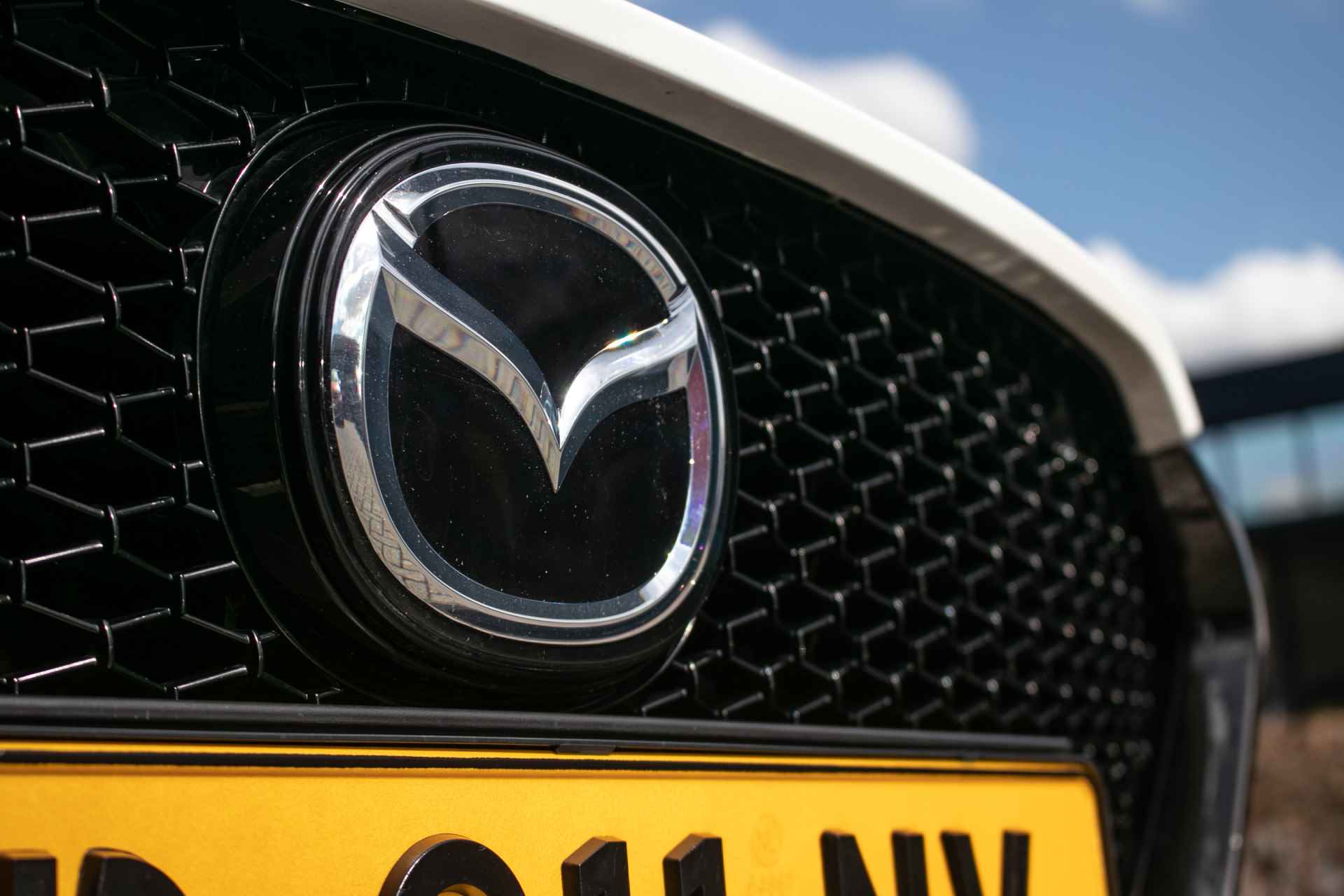 Mazda 3 2.0 E-SkyActiv-G 150 Sportive - All-in rijklrprs | Navi | Stoel/stuurverw. | parkeercamera | LED - 27/41