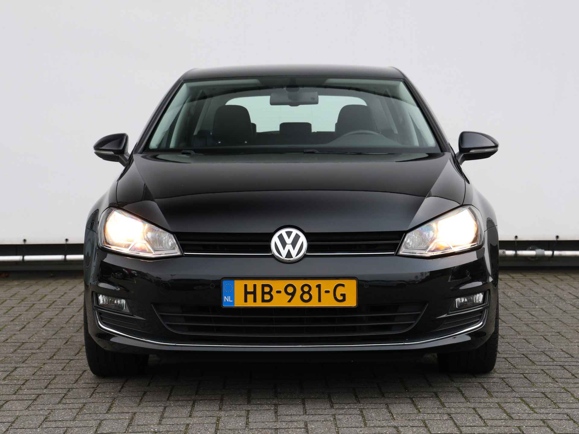 Volkswagen Golf 1.4 TSI Business Edition 125pk | Navigatie | Camera | Cruise control | Stoelverwarming Ergo stoelen - 14/38