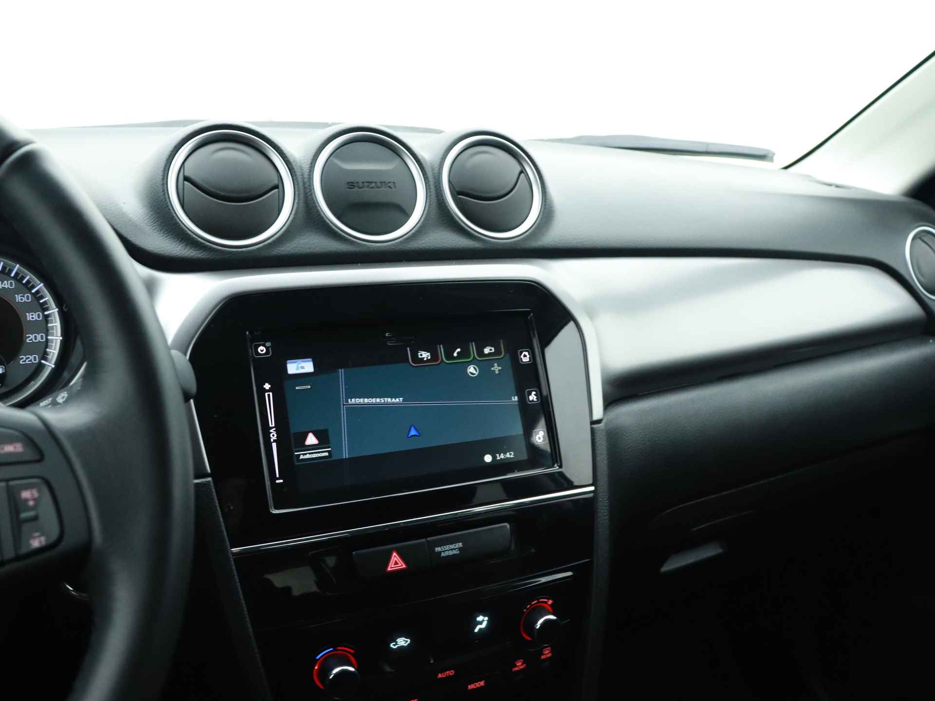 Suzuki Vitara 1.5 Hybrid Select | Navigatie | Stoelverwarming | Parkeercamera | - 6/38