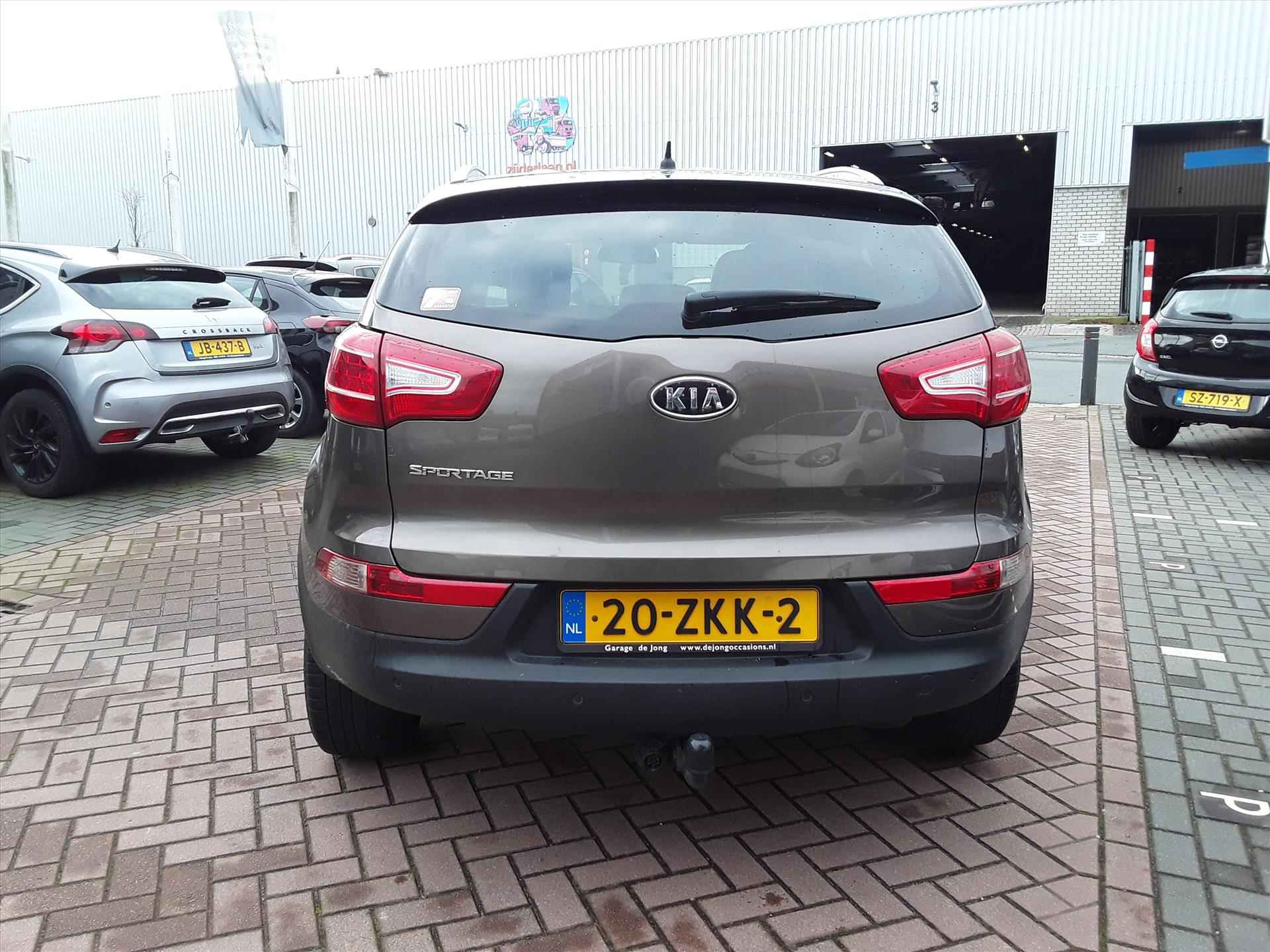 KIA Sportage 2.0 CVVT 2WD AUT6 X-ecutive - 5/30