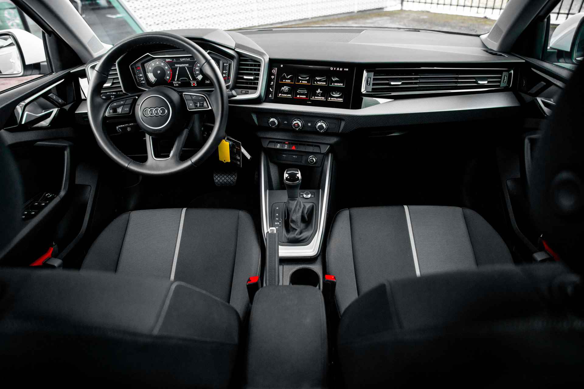 Audi A1 Sportback 25 TFSI 95PK Pro Line | Parkeersensoren achter - 9/50
