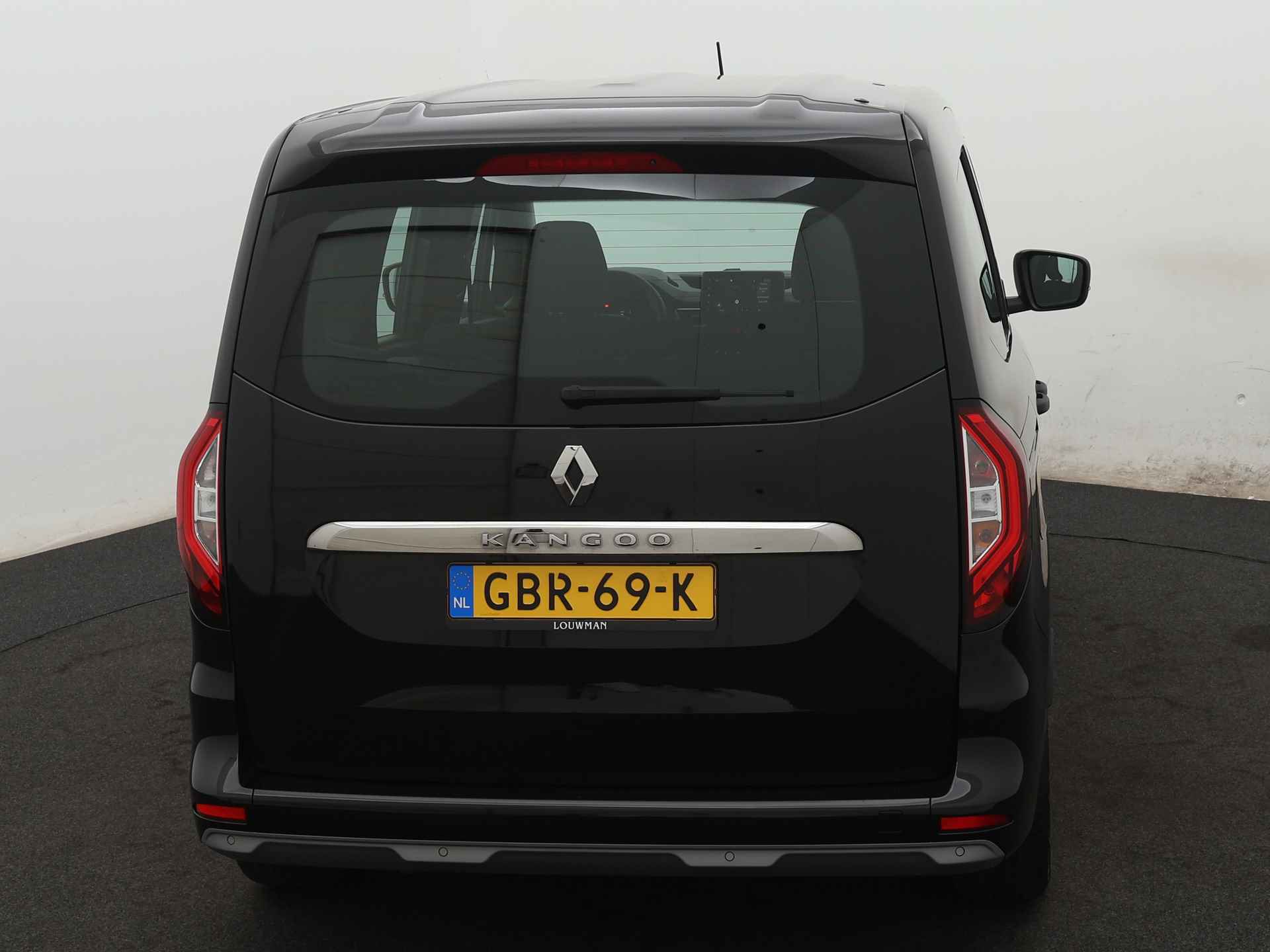 Renault Kangoo Edition One TCe 100 Ingepland voor nieuwe bodemverlaging t.b.v. rolstoelvervoer (Prijs incl. bodemverlaging) - 26/38