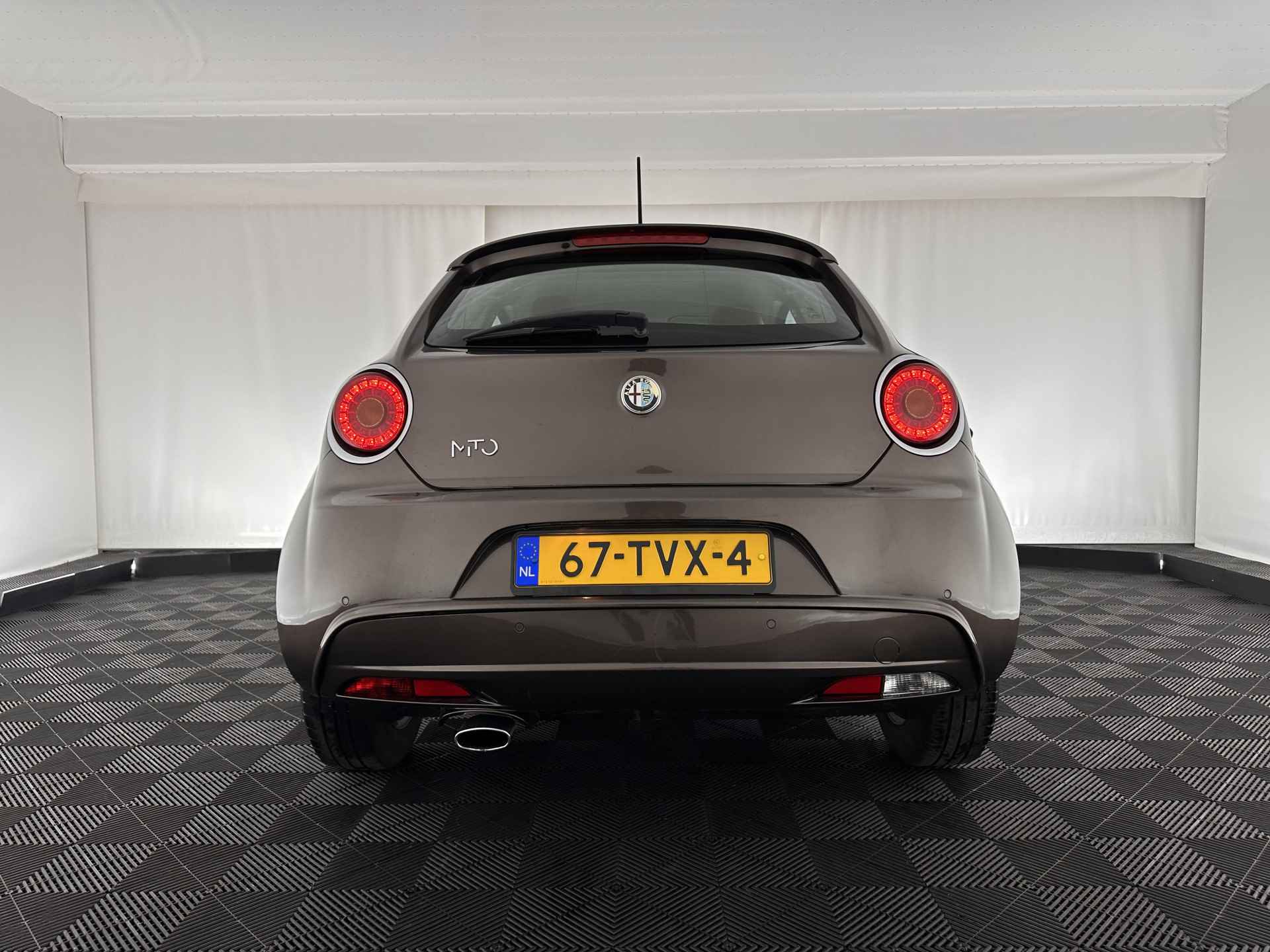 Alfa Romeo MiTo 1.3 JTDm ECO Distinctive Premium-Pack *NAVI-FULLMAP | VOLLEDER | ECC | PDC | CRUISE | SPORT-SEATS | 15"ALU * - 5/32