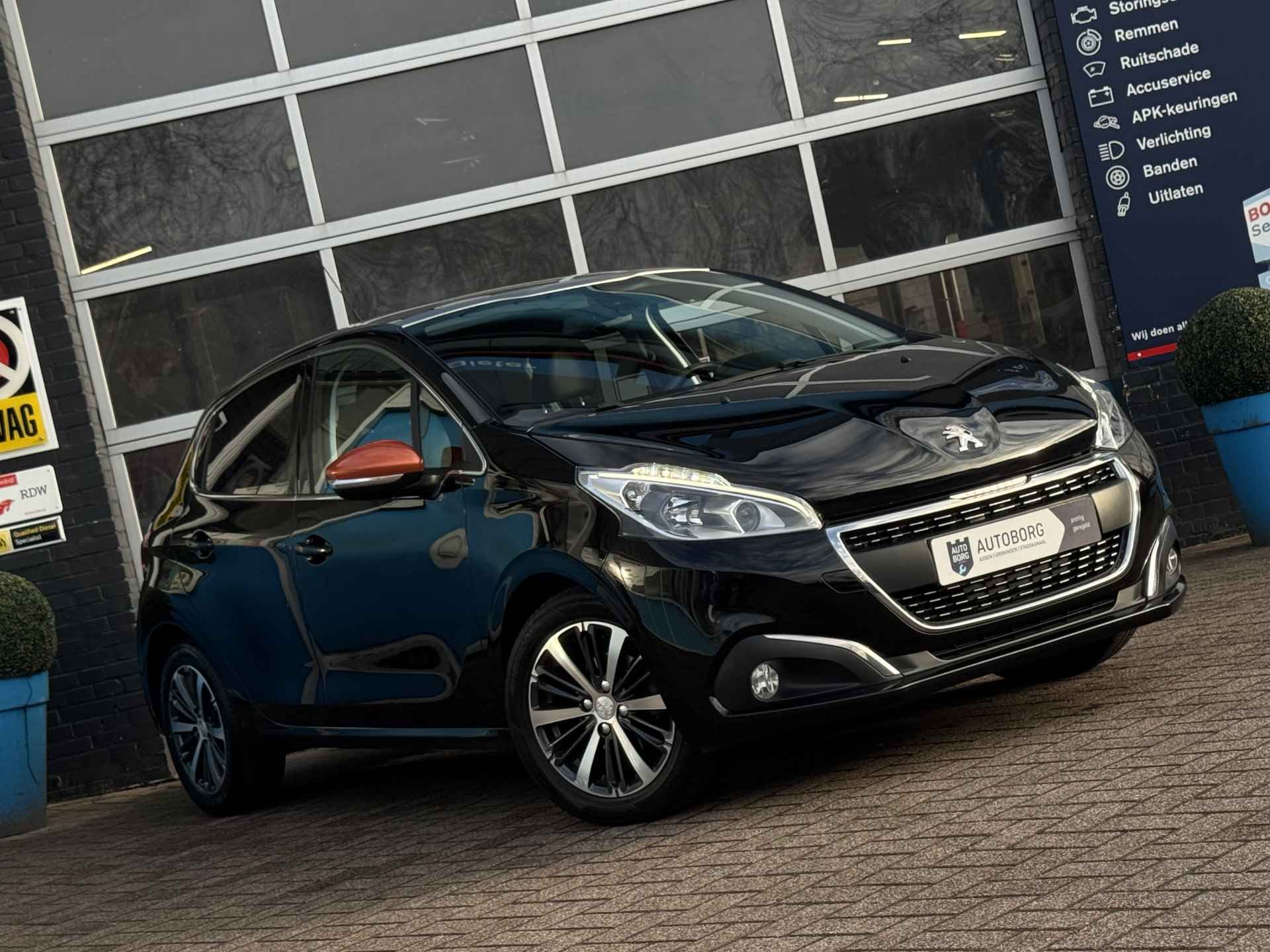 Peugeot 208 1.2 PureTech Roland Garros | Panoramadak | Cruise Control | Rijklaar + 12 Maand BOVAG Garantie - 3/57