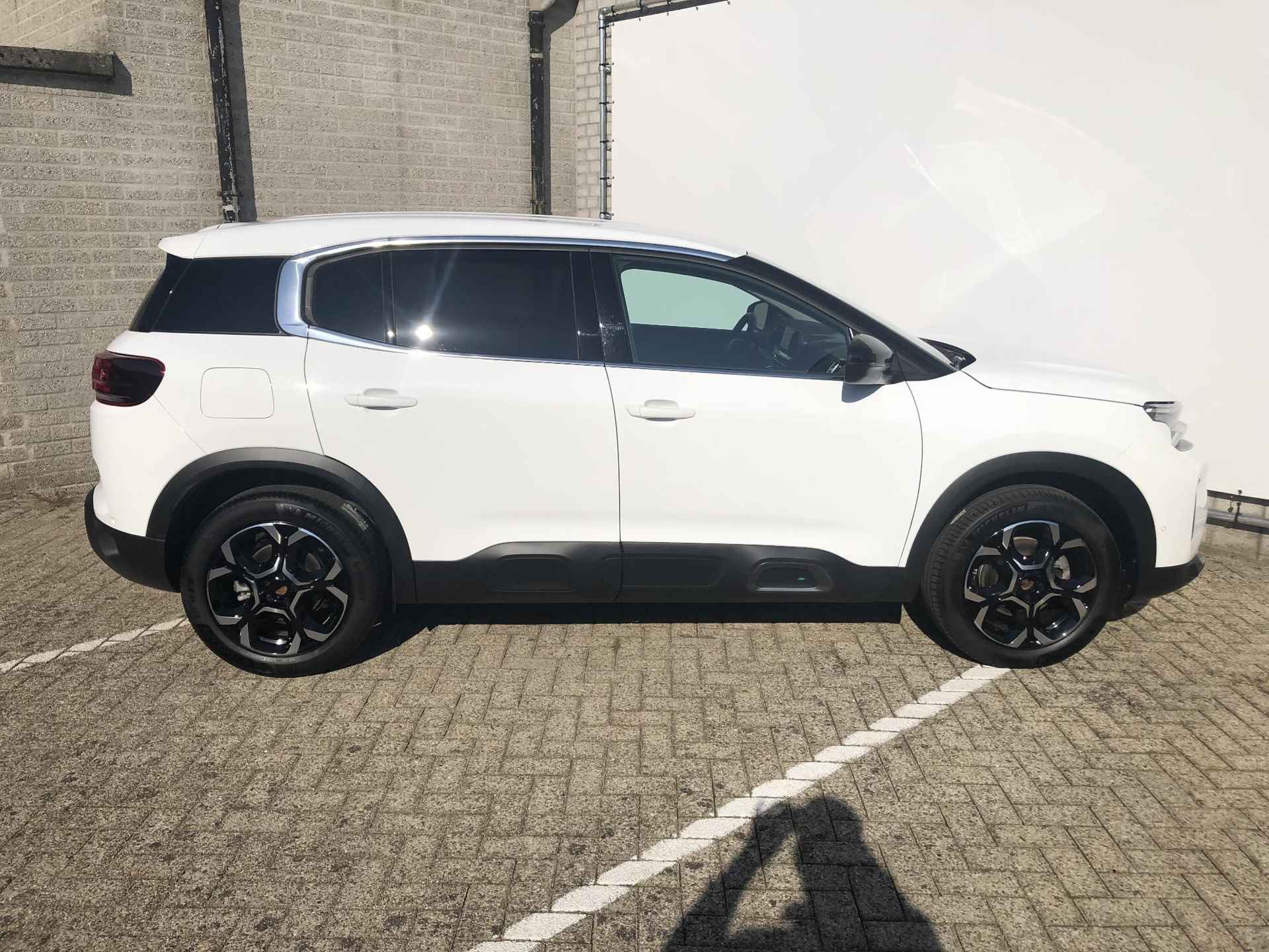 Citroen C5 Aircross 1.2 PureTech Plus | Stoelverwarming | Navigatie | Camera | Cruise Control - 8/30