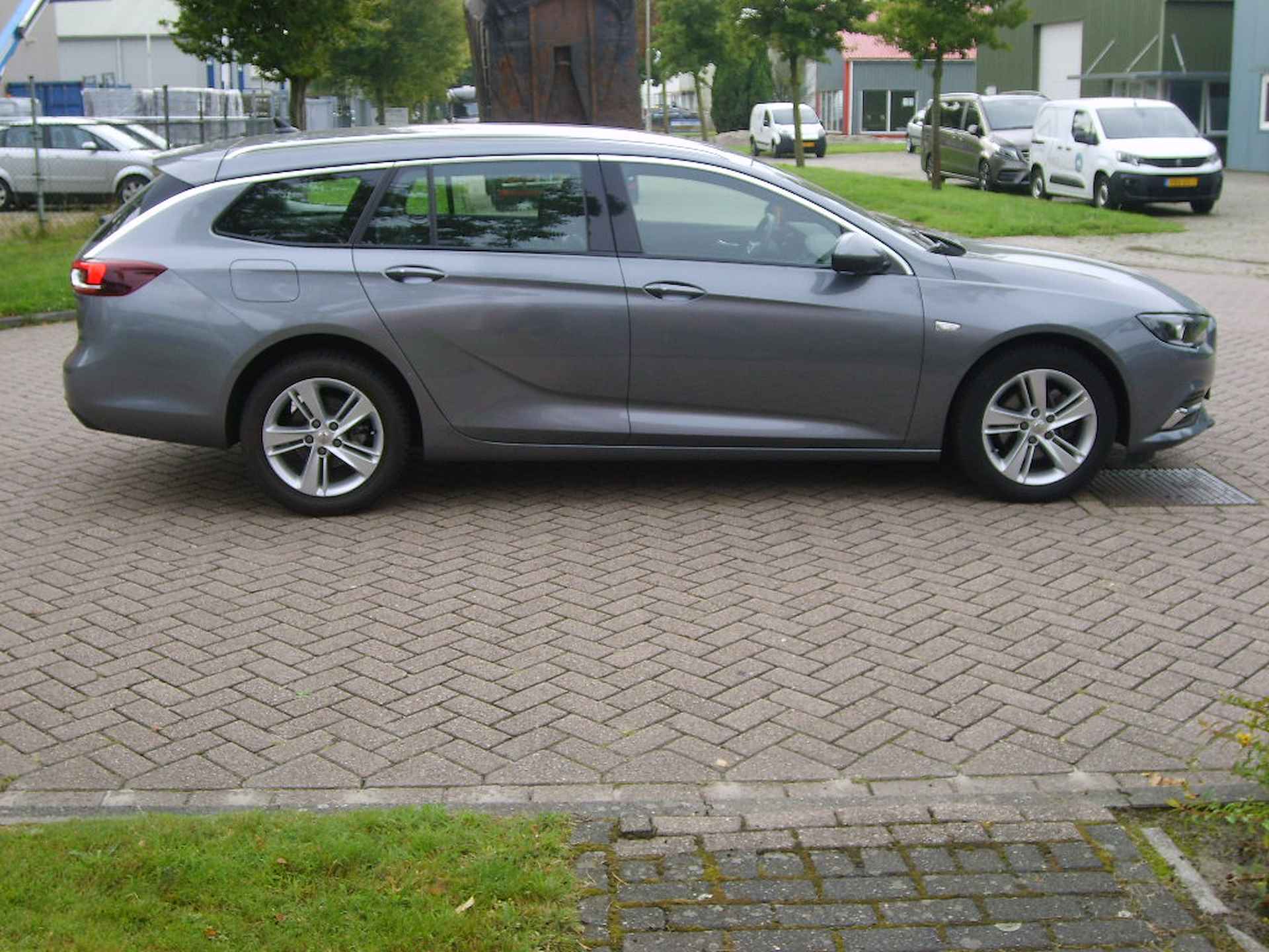 Opel Insignia Sports Tourer 1.5 Turbo Business Executive Automaat - 4/19