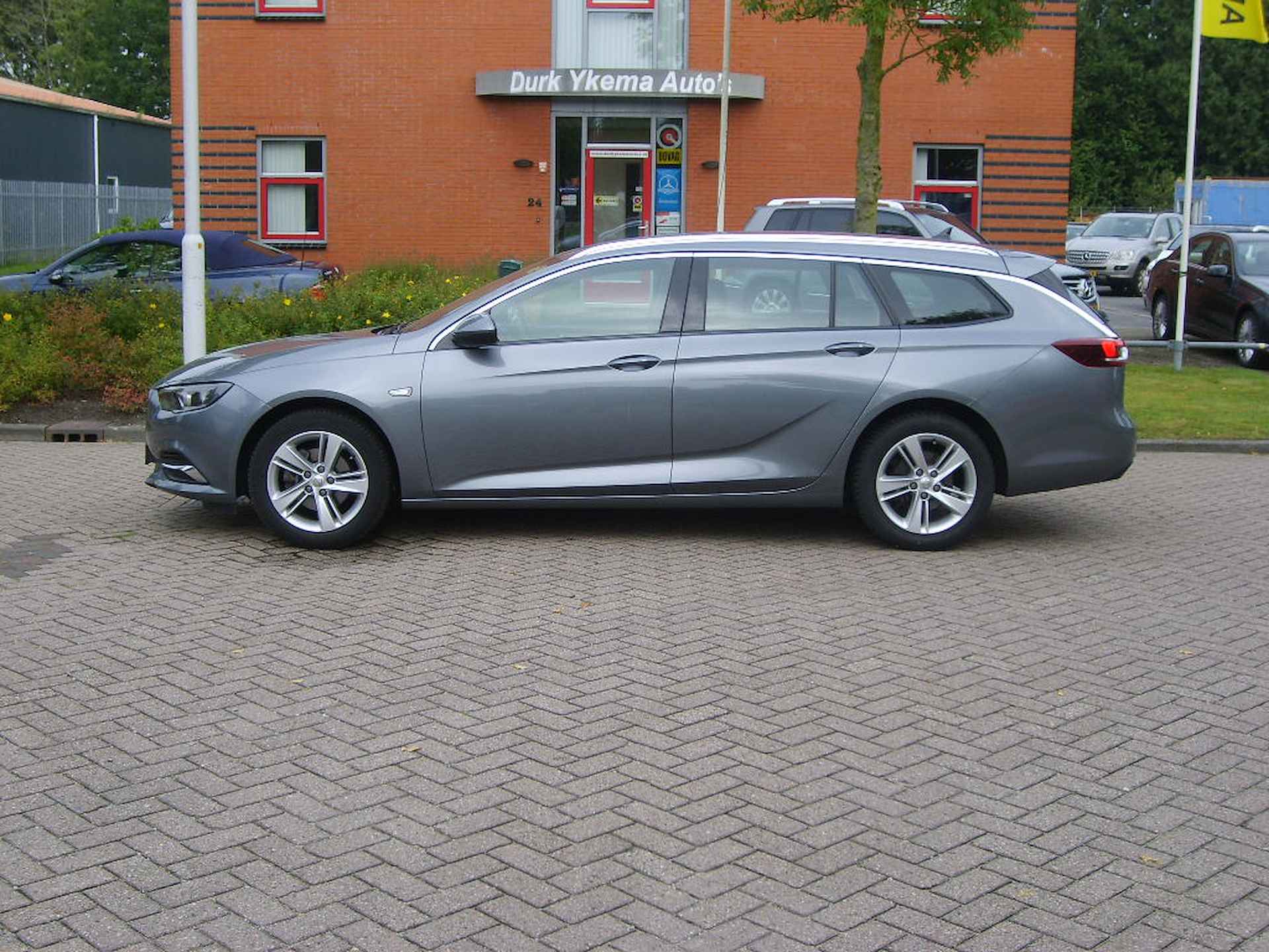 Opel Insignia Sports Tourer 1.5 Turbo Business Executive Automaat - 8/19