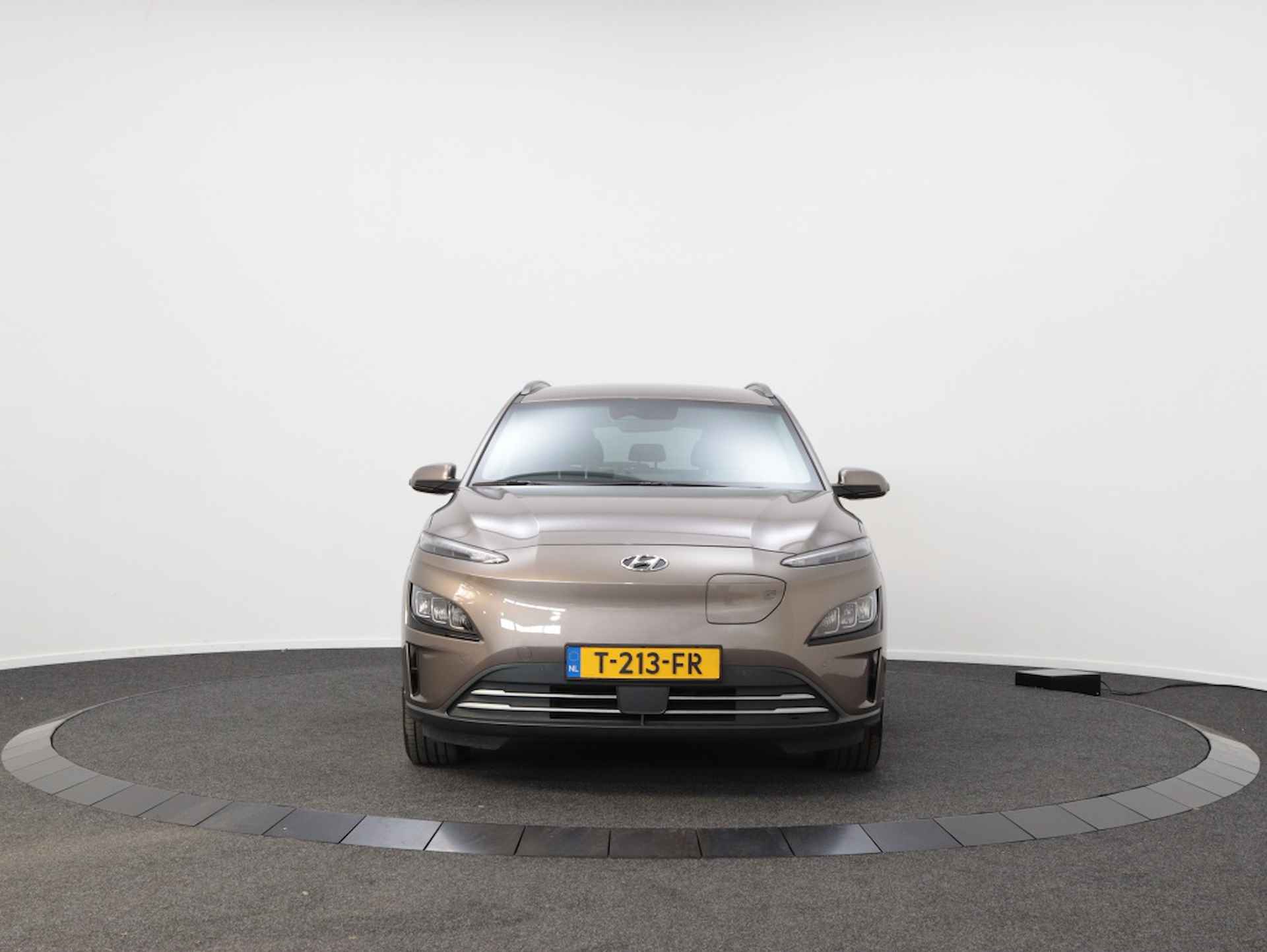 Hyundai Kona EV Premium 64 kWh | Leer | Navigatie | PL 549 pm - 15/51