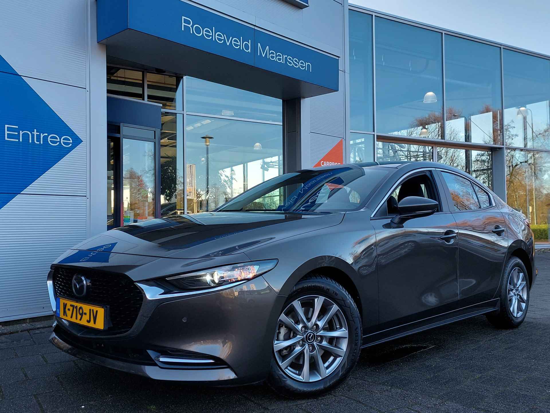 Mazda 3 2.0 e-SkyActiv-X M Hybrid 180pk Comfort | BOSE Sound | Navi + Apple Carplay | Adap. Cruise | Clima | Dodehoek+Rijstrooksensor | Keyless Entry | Pdc V+A+Camera | Stoel+Stuurverwarming | 16''lm - 1/51