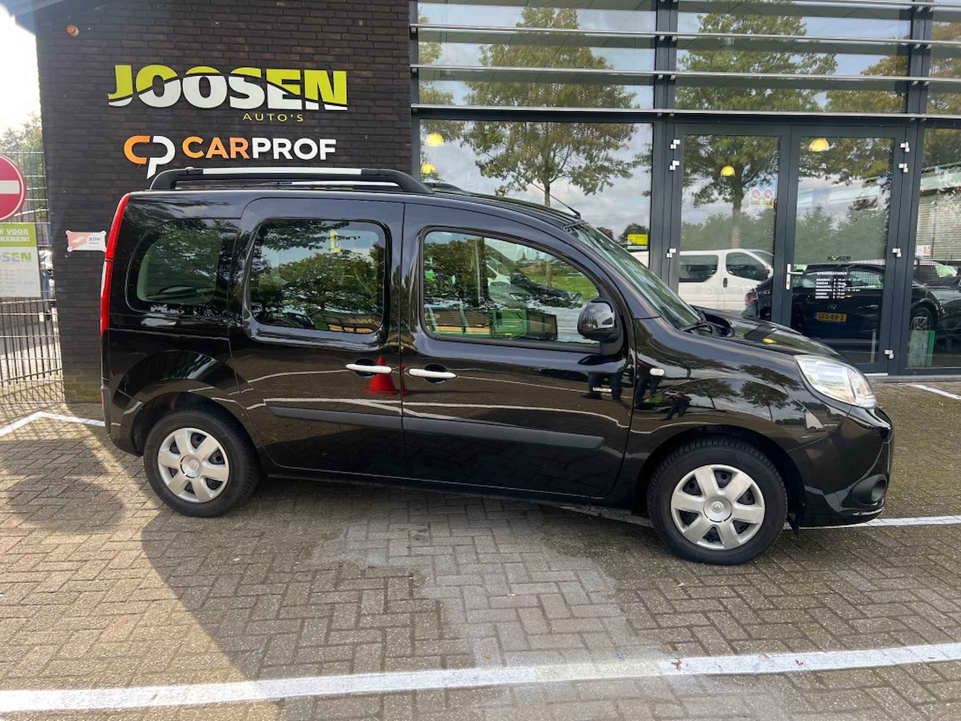 RENAULT Kangoo 1.2 TCE LIMITED S&amp;S - 2/24