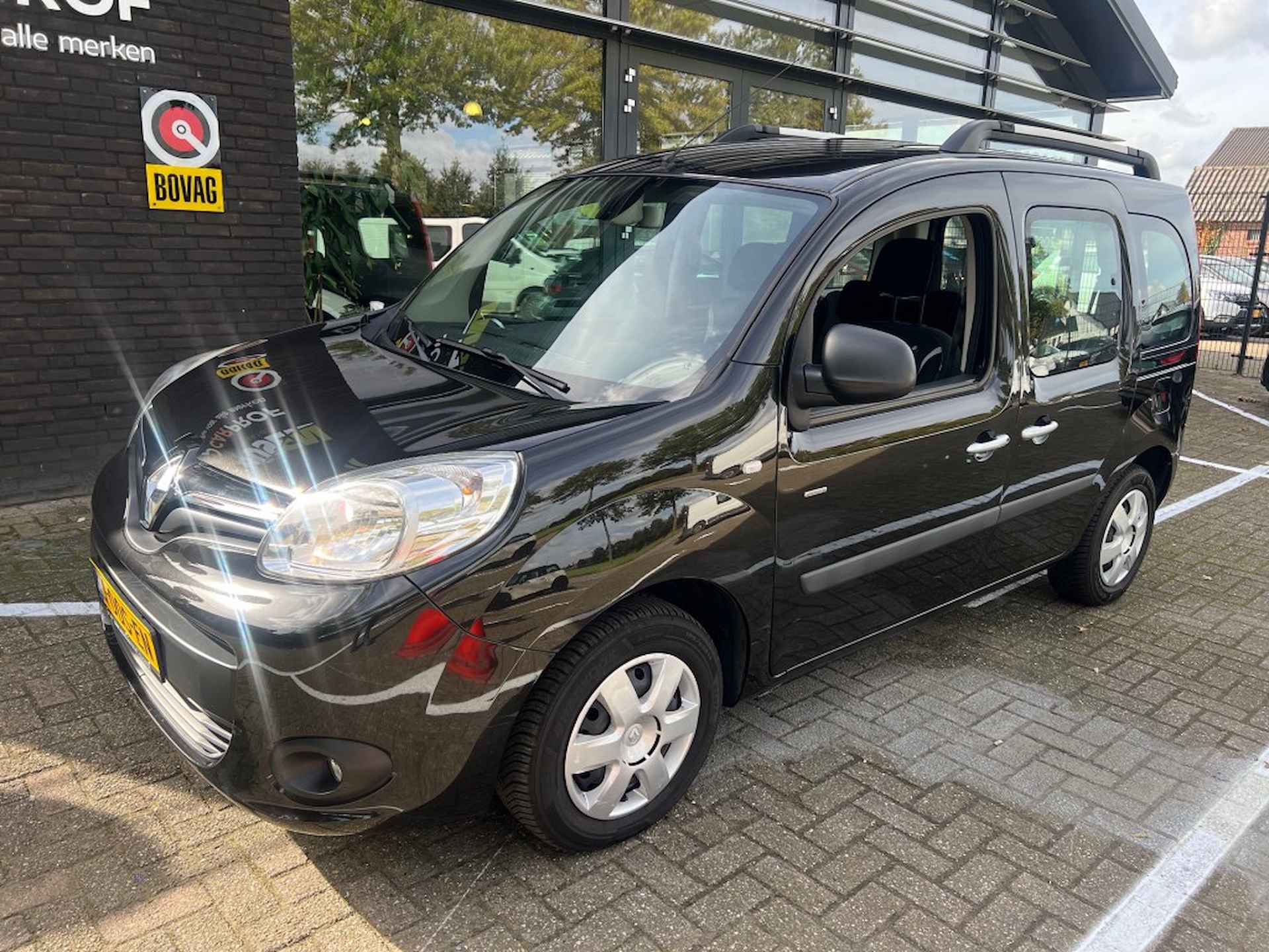 RENAULT Kangoo 1.2 TCE LIMITED S&amp;S - 9/24