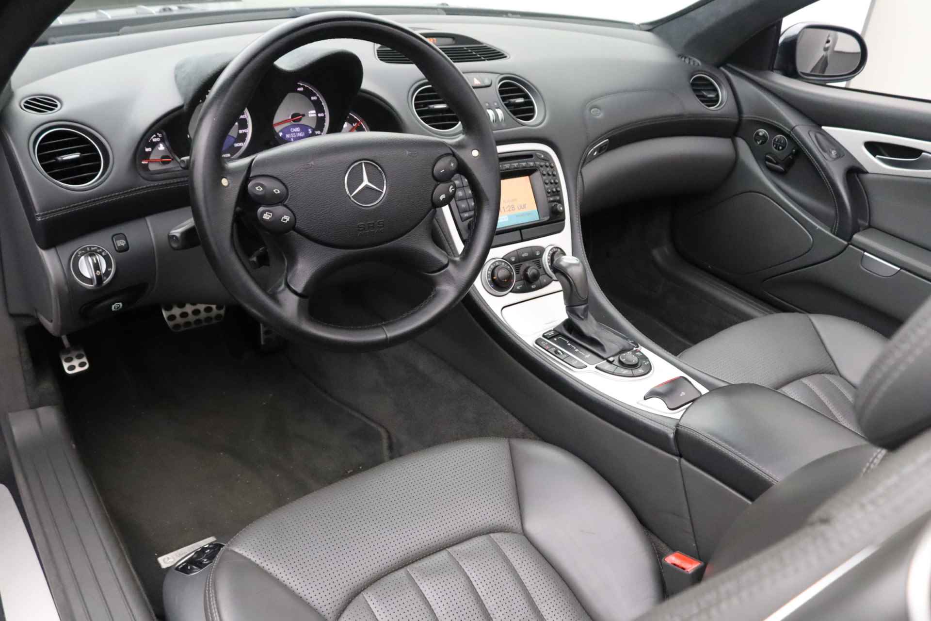 Mercedes-Benz SL-Klasse AMG 55 501PK | Cabrio | Lederen bekleding | NAP | Sportonderstel | Xenon lampen - 21/25