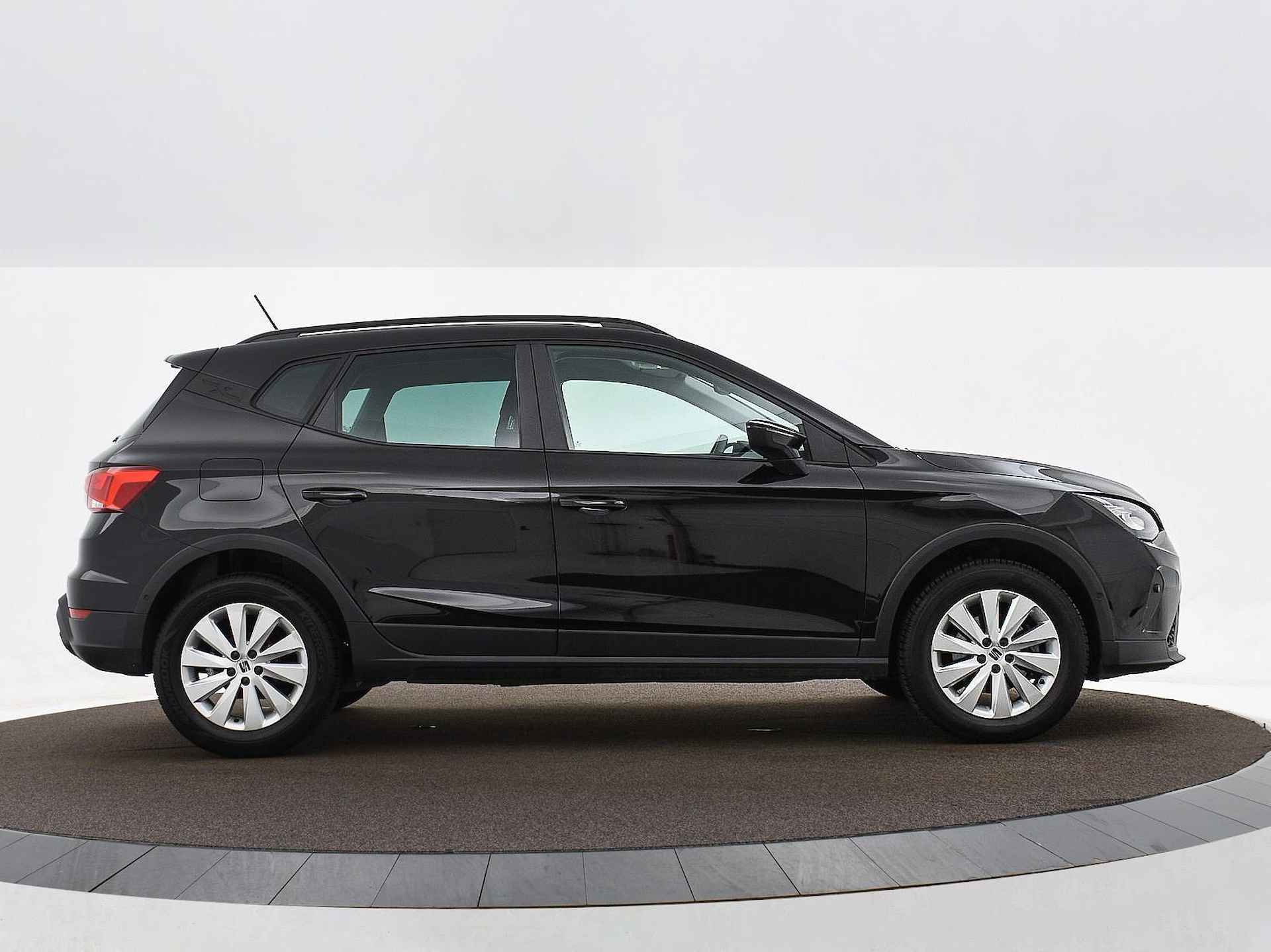 SEAT Arona Reference 1.0 70 kW / 95 pk EcoTSI SUV 5 versn. Ha nd | Metallic lak | Lichtmetalen Velgen | Incl. inruilvoordeel - 6/11