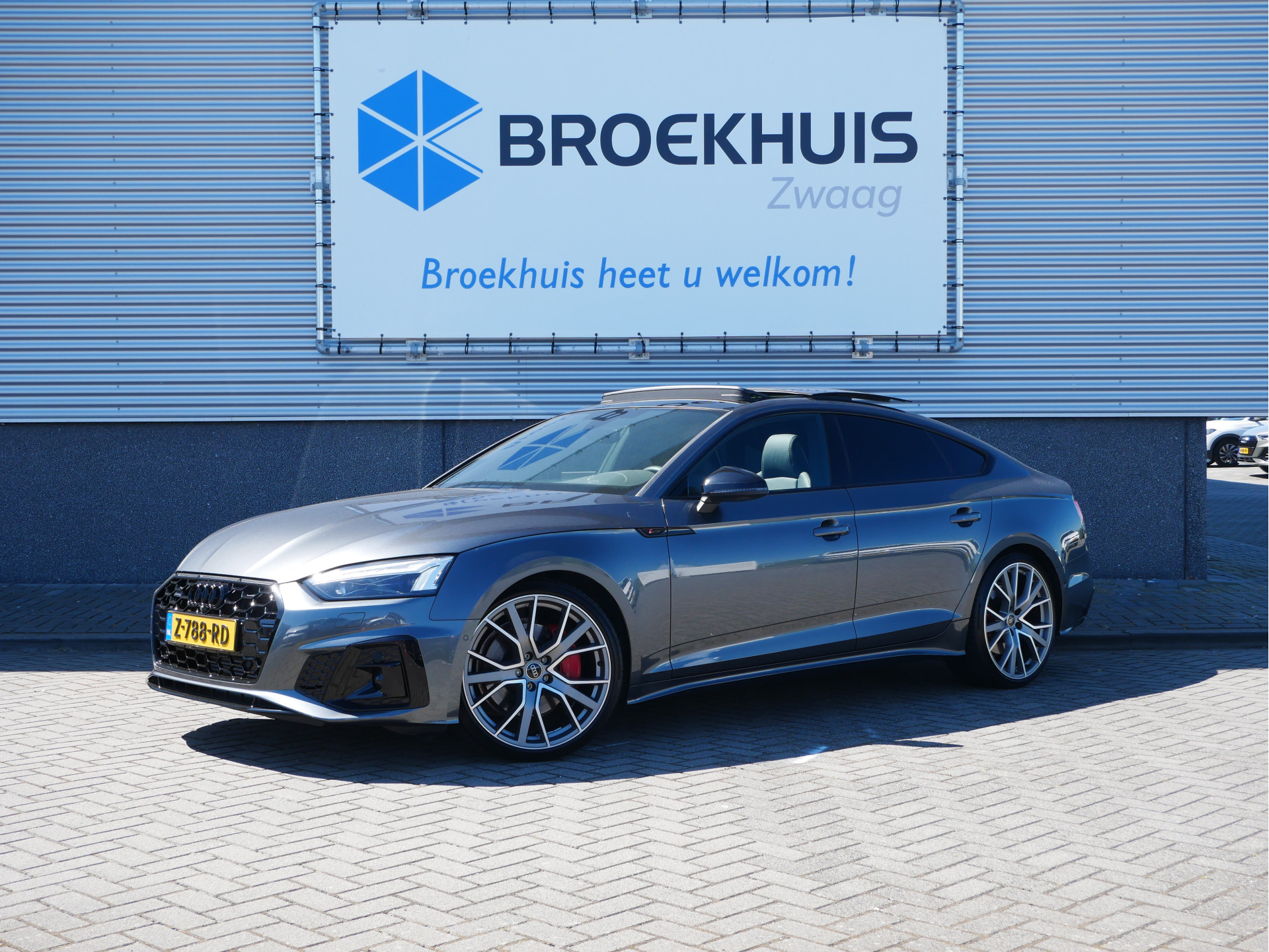 Audi A5 Sportback 45 TFSI quattro S edition Competition Pan-dak| 20 inc| standkachel | assistentiepakket| B&O sound| Vol |