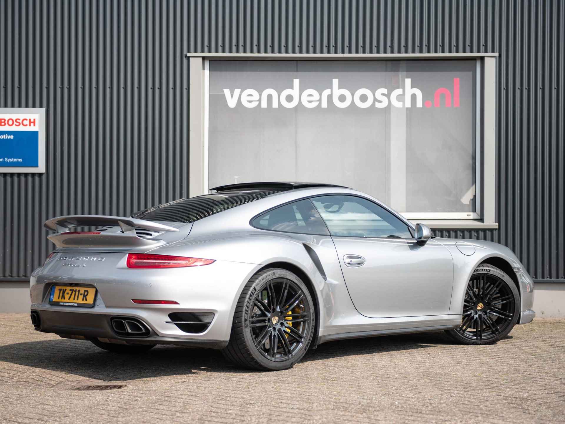 Porsche 911 3.8 Turbo S Coupé 560pk | PDK | Carbon | Keramisch | Dealer ond. - 6/80