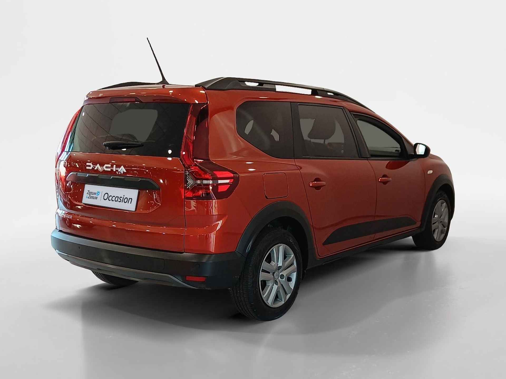 Dacia Jogger 1.0 TCe 100 Bi-Fuel Expression 7p. *Navi APPLE/ANDROID*Airco*Parkeersensoren*IN NIEUW STAAT! - 3/39