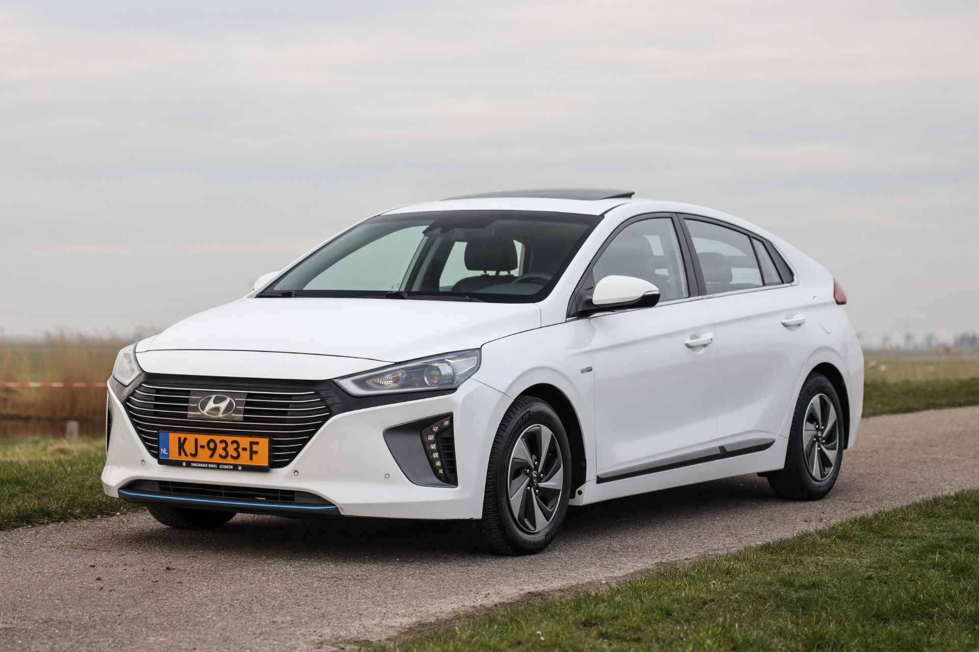 Hyundai IONIQ 1.6 GDi First Edition ✅ LED ✅ Schuifdak ✅ Trekhaak - 35/41