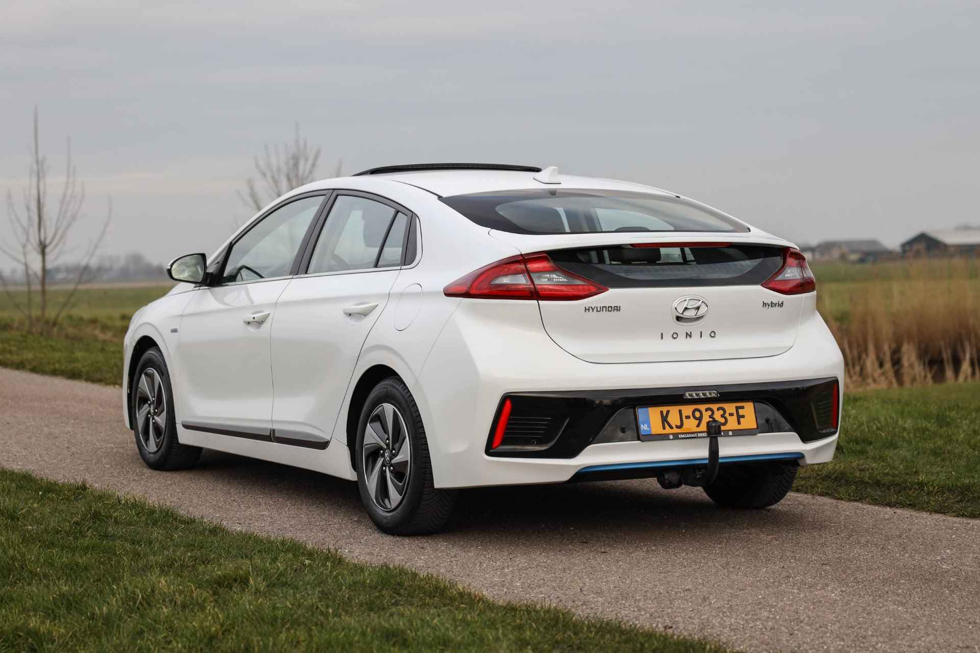 Hyundai IONIQ 1.6 GDi First Edition ✅ LED ✅ Schuifdak ✅ Trekhaak - 38/41