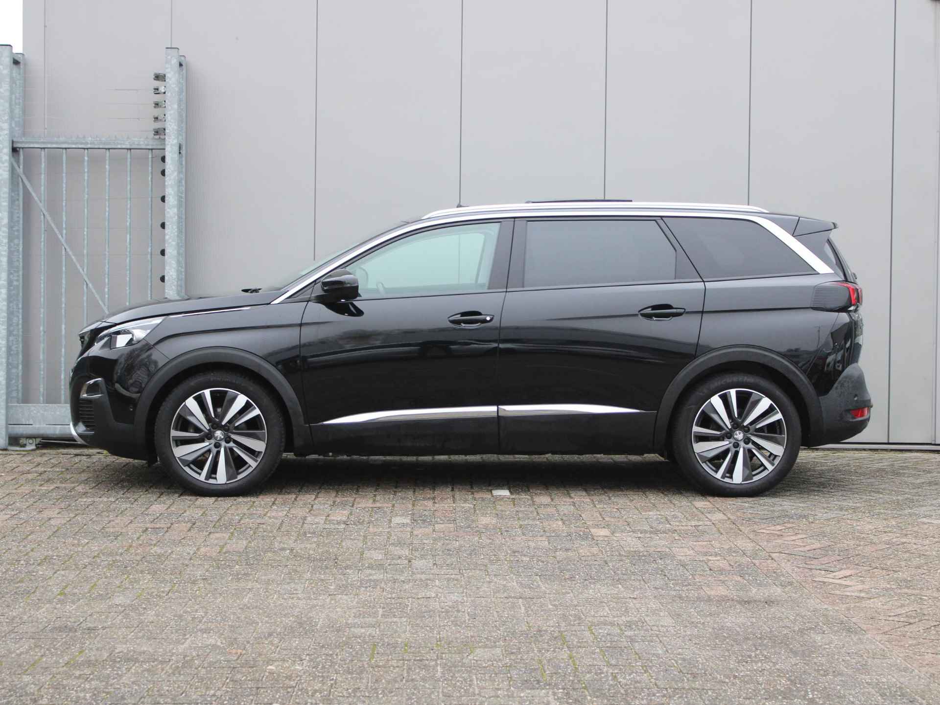 Peugeot 5008 1.2 PureTech Blue Lease Premium Avantage Automaat | Navi / Panoramadak / Camera - 12/25