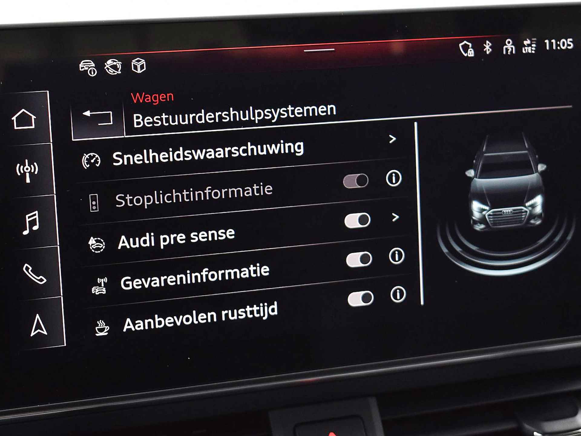 Audi A4 Avant 35 TFSI 150pk S-Tronic S Edition Competition | Apple Car Play | Camera | Stoelverwarming | Navigatie | Inklap. Trekhaak | Optiekpakket Zwart | Sportstoelen | Garantie t/m 19-09-2027 of 100.000km - 26/34
