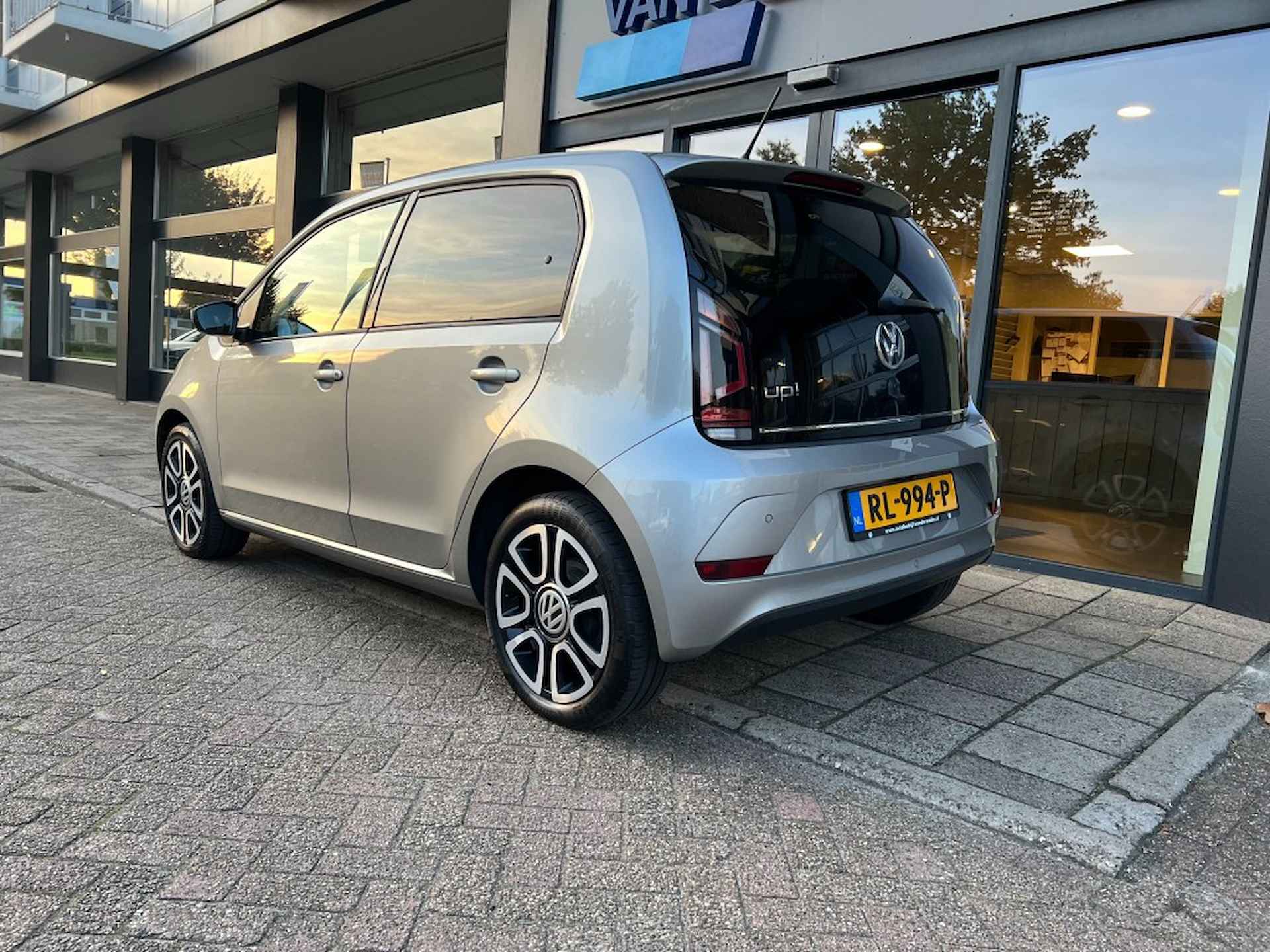 VOLKSWAGEN Up 1.0 BMT HIGH UP! - 3/16