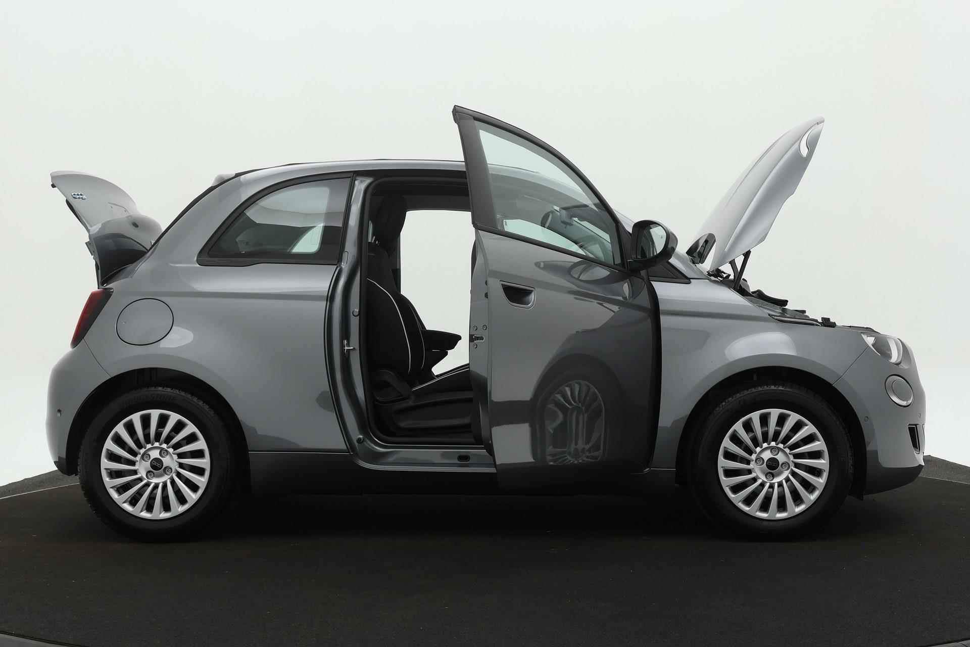 Fiat 500C Cabrio 24 kWh | Navigatie via App | Cabrio | Camera 360 graden | Keyless Entry & Go | Stoelverwarming | Parkeersensoren v+a - 23/27