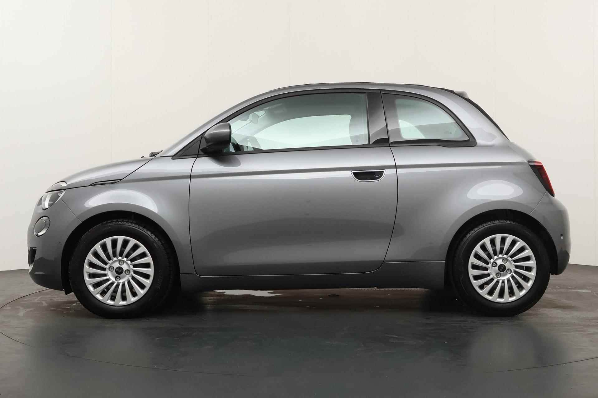 Fiat 500C Cabrio 24 kWh | Navigatie via App | Cabrio | Camera 360 graden | Keyless Entry & Go | Stoelverwarming | Parkeersensoren v+a - 10/20