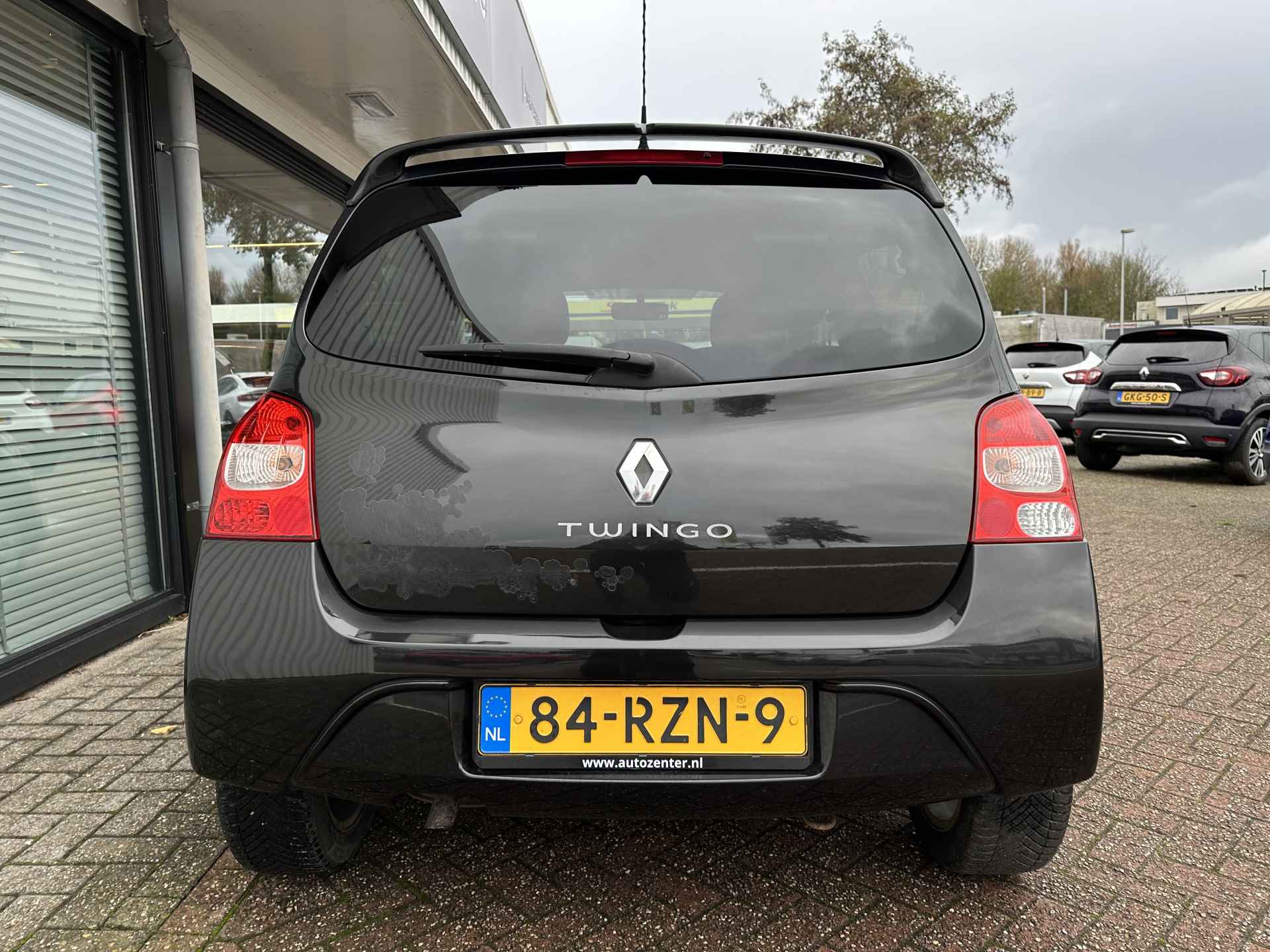 Renault Twingo 1.2-16V Miss Sixty | airco | cruise control | lichtmetalen velgen | 3 mnd volledige garantie! - 10/30