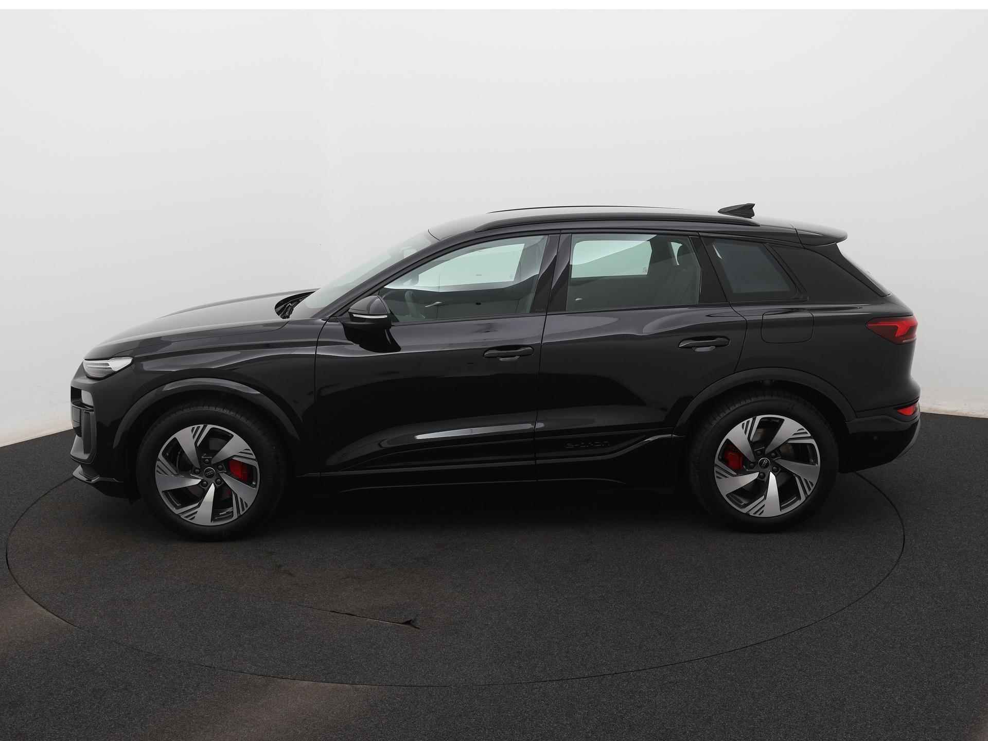 Audi Q6 e-tron First edition 100 kWh quattro 388 PK | Demo | S-line | Automaat | 360 Camera | Navigatie | Climate Control | Apple Carplay | Android Auto | Adaptive Cruise Control | Virtual Cockpit | Lichtmetalen velgen | - 3/38