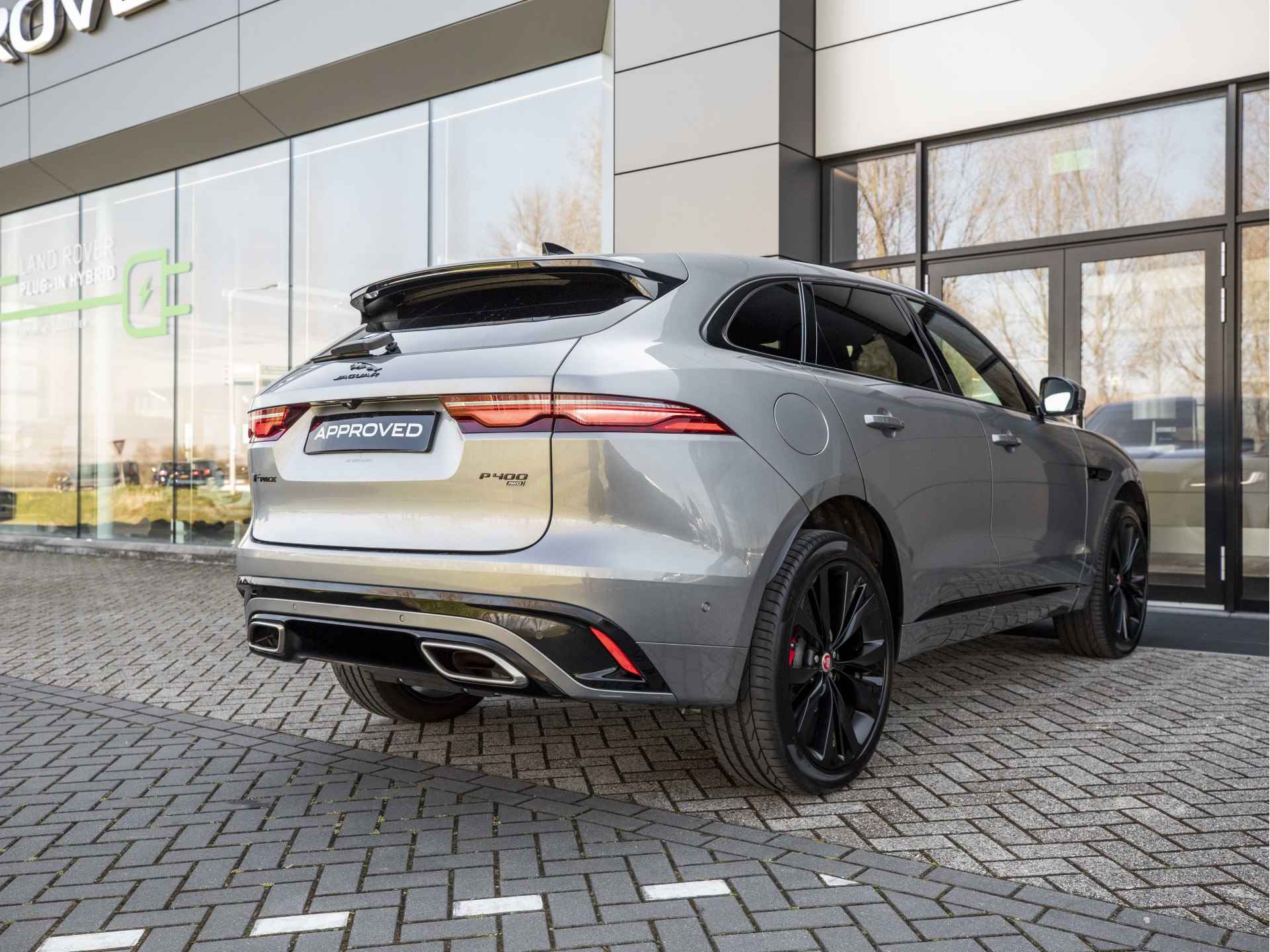 Jaguar F-Pace 3.0 P400 R-Dynamic SE BTW auto | 6-cilinder | Performance Seats | 22 inch | Head-up Display | - 4/63