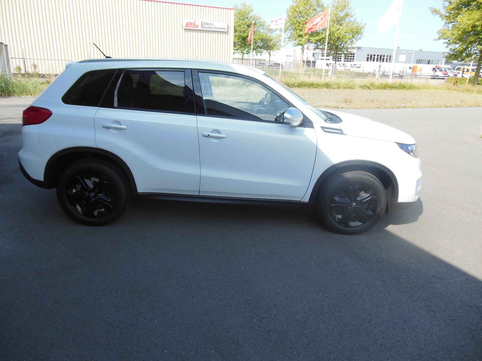 Suzuki Vitara 1.4 S Prachtige auto - Nieuwe banden Staat in Hoogeveen - 3/21