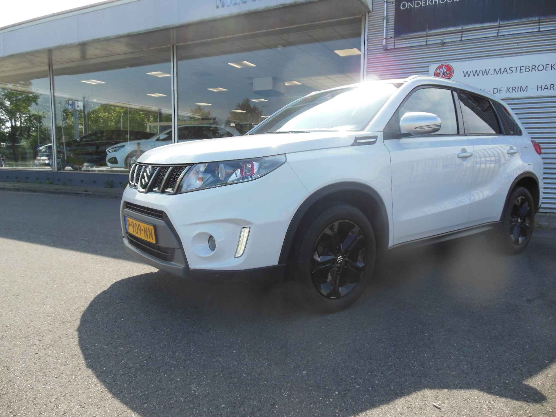 Suzuki Vitara 1.4 S Prachtige auto - Nieuwe banden Staat in Hoogeveen - 8/21