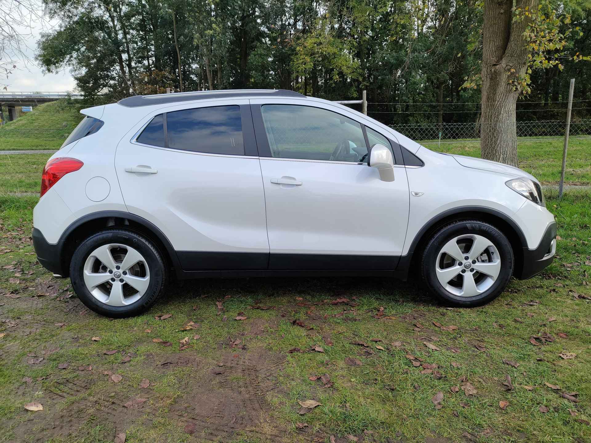 Opel Mokka 1.4T 140PK Cosmo | PARELMOER WIT | 42.000KM | CRUISE | NAVI | CLIMA | - 4/30