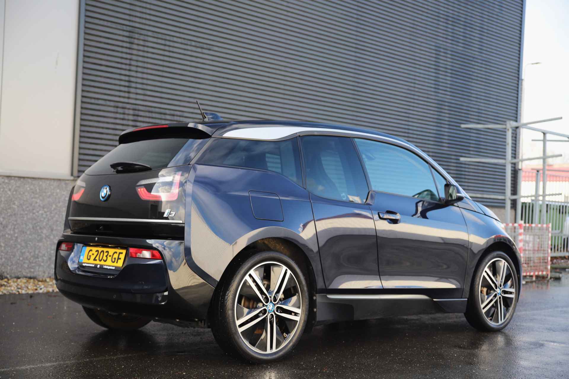 BMW i3 Executive 120Ah 42 kWh/Leder/H-Kardon/W-pomp/Camera/20"/3-fase - 7/37