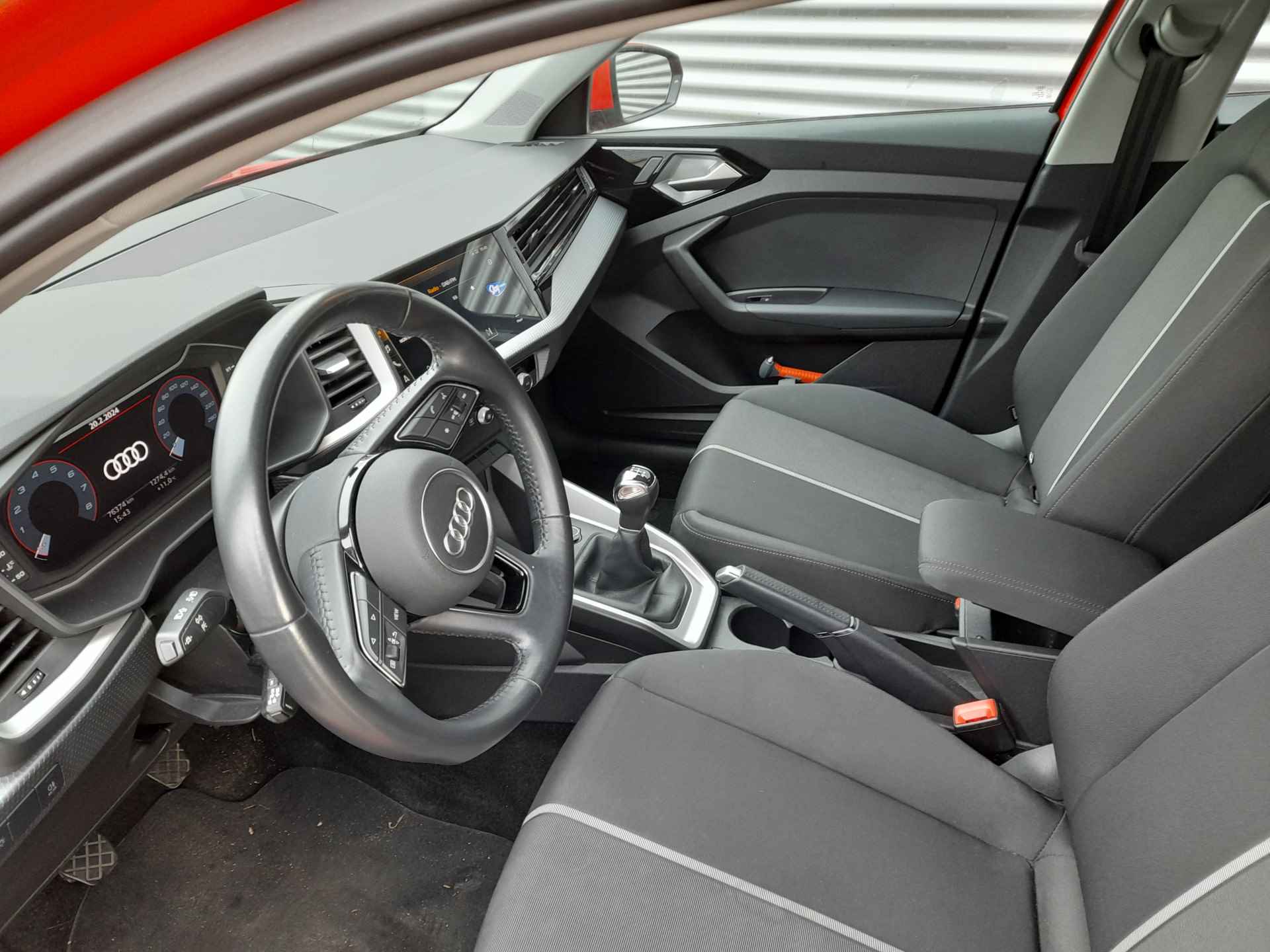 Audi A1 Sportback 25 TFSI Pro Line NIEUW MODEL! VOORDELIGSTE VAN NEDERLAND! | Clima | Cruise | LM Velgen | Apple carplay | - 18/22