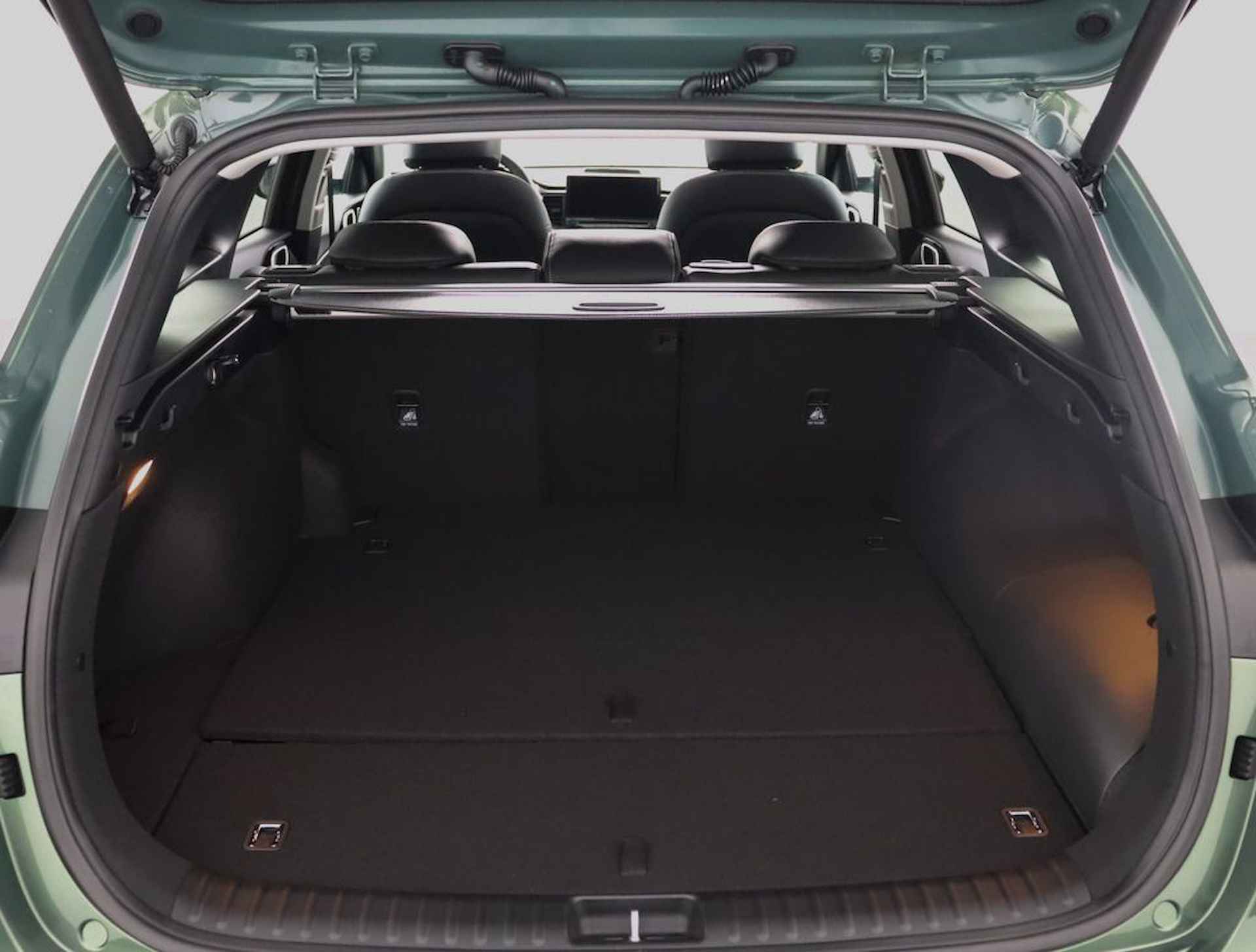 Kia Ceed Sportswagon 1.6 GDI PHEV ExecutiveLine - Apple Carplay/Android Auto - Elektrisch glazen schuif-/kanteldak - Fabrieksgarantie tot 02-2031 - 32/75