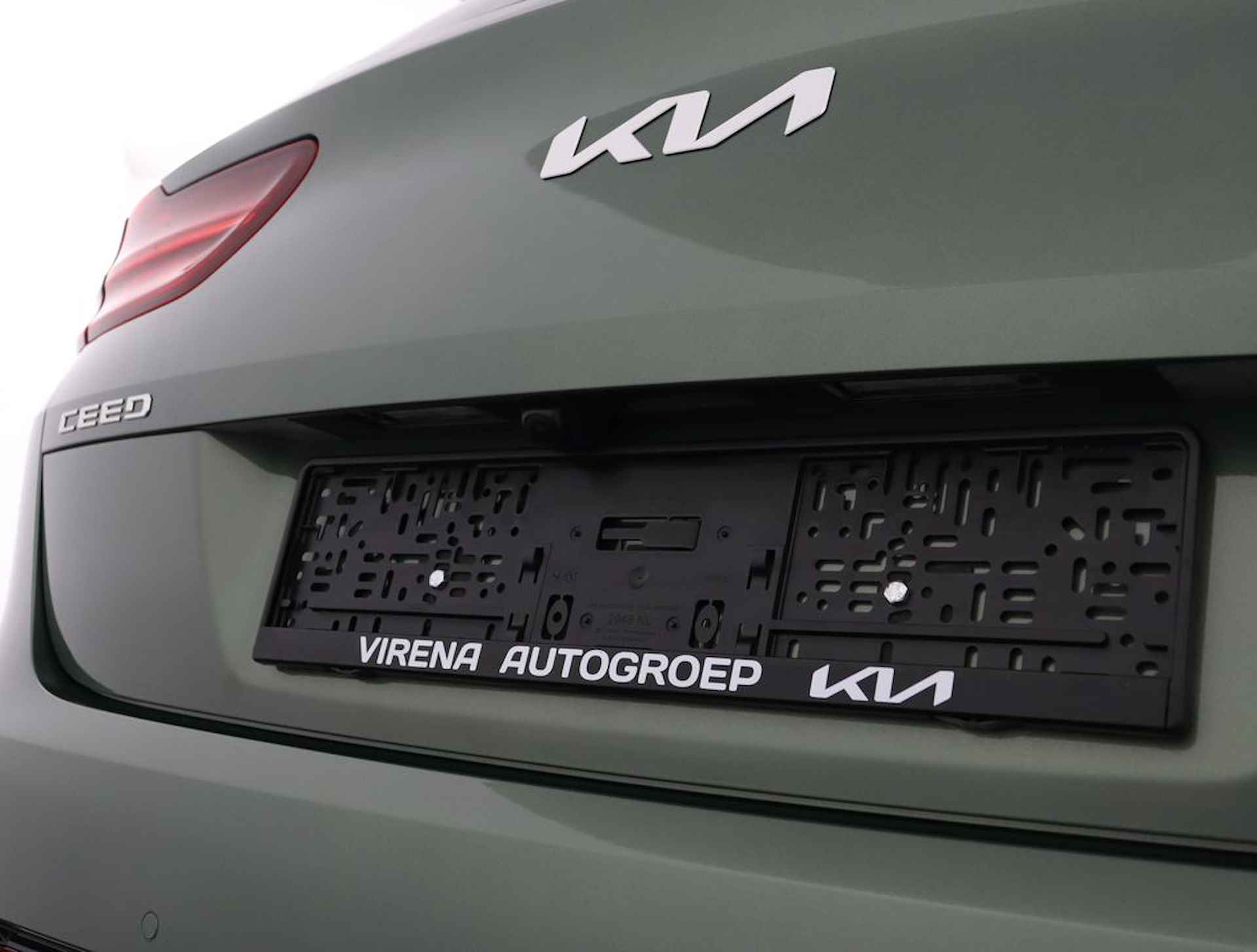 Kia Ceed Sportswagon 1.6 GDI PHEV ExecutiveLine - Apple Carplay/Android Auto - Elektrisch glazen schuif-/kanteldak - Fabrieksgarantie tot 02-2031 - 39/75